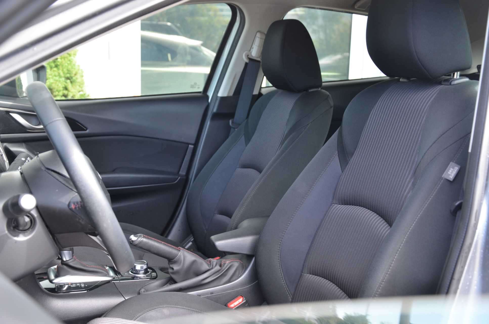 2015 Mazda Mazda3 4dr HB Sport auto GS, Vancouver, Cash
