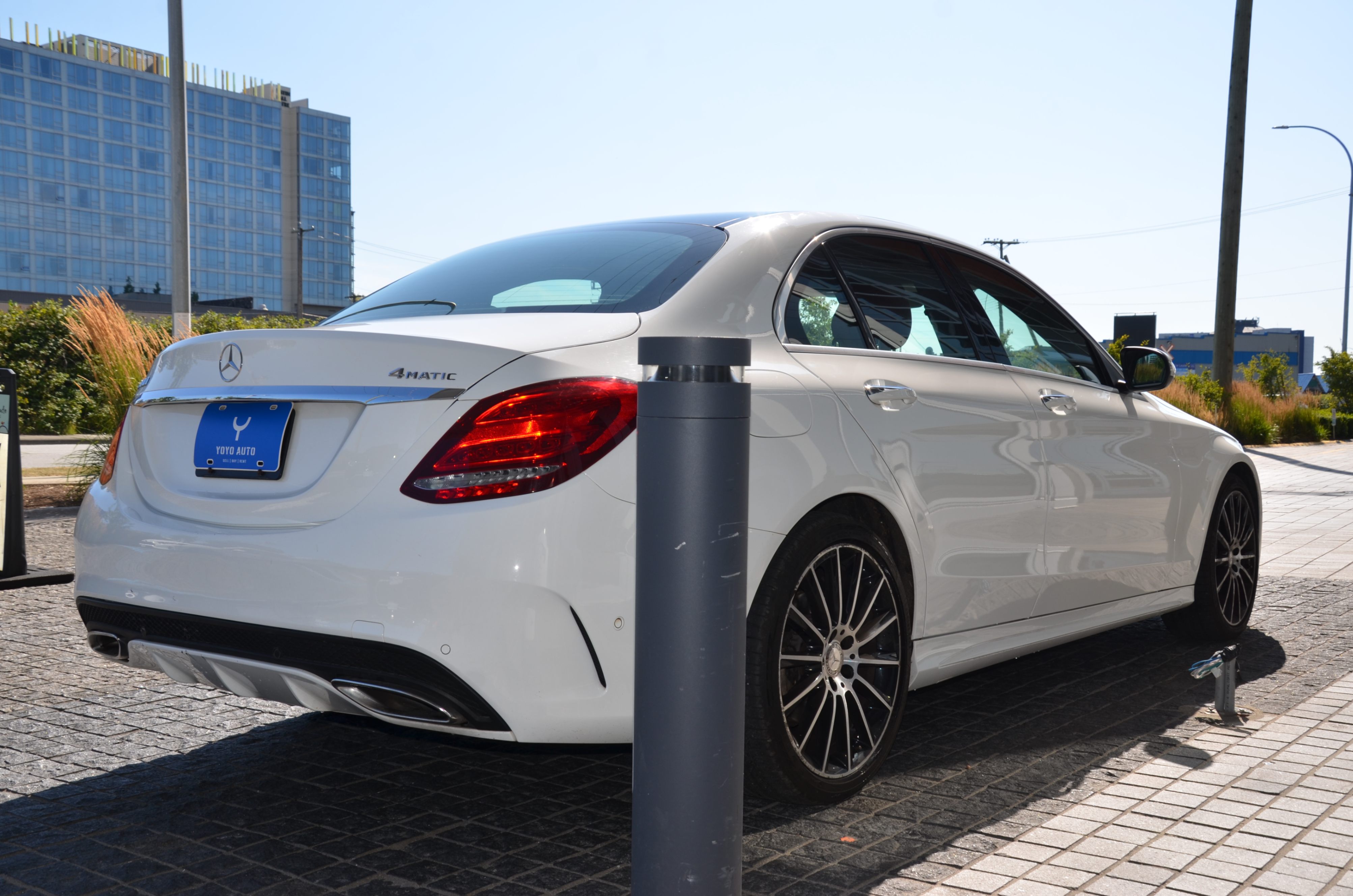 2015 Mercedes-Benz C-Class 4dr Sdn C 400 4MATIC, Vancouver, Cash