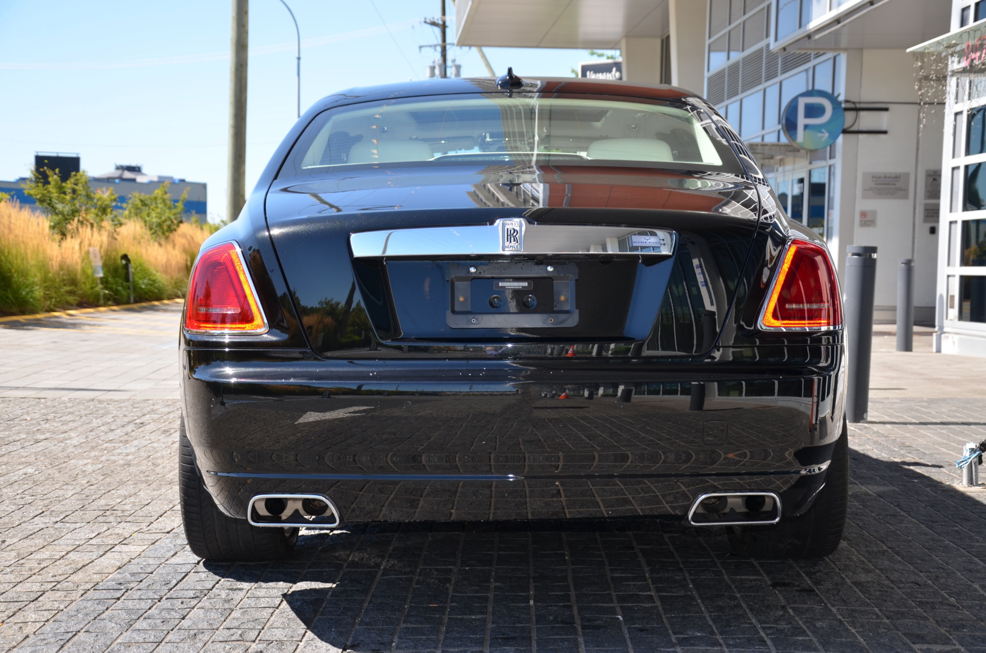2015 Rolls-Royce Ghost 4dr Sdn, Vancouver, Cash
