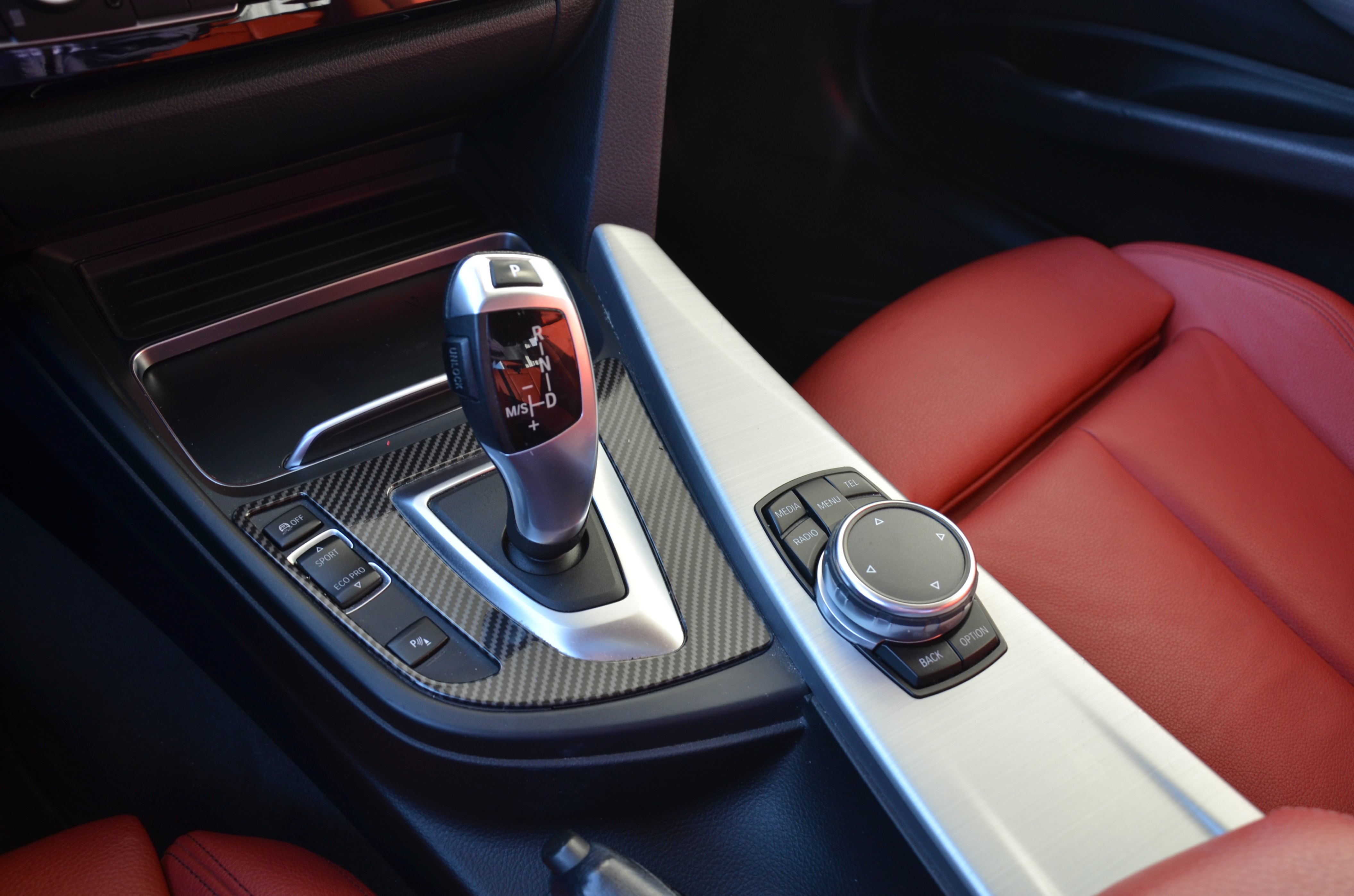 2016 BMW 3-Series 4dr Sdn 320i xDrive AWD, 温哥华, 全款车