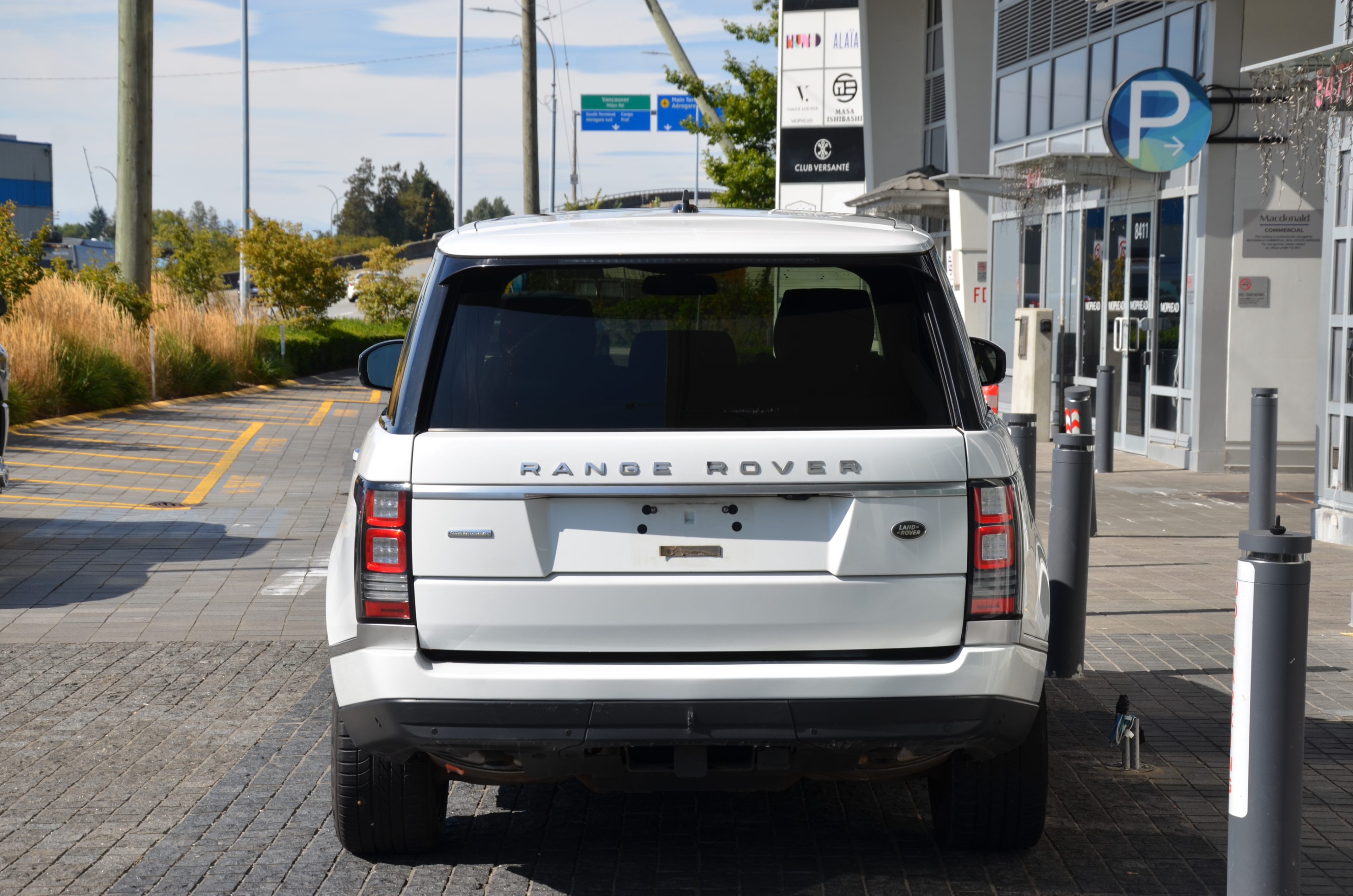 2016 Land Rover Range Rover 4WD 4dr SC Autobiography SWB, Vancouver, Cash