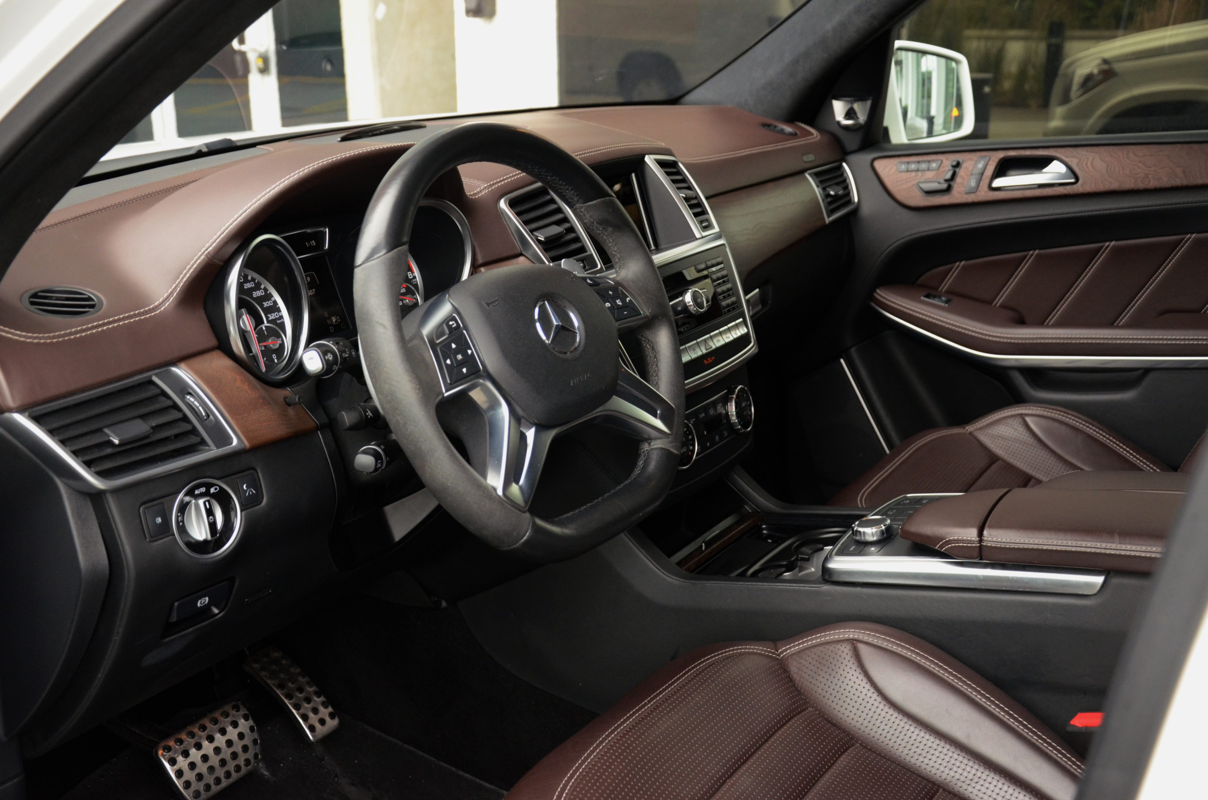 2016 Mercedes-Benz GL 4MATIC 4dr AMG GL 63, Vancouver, Cash