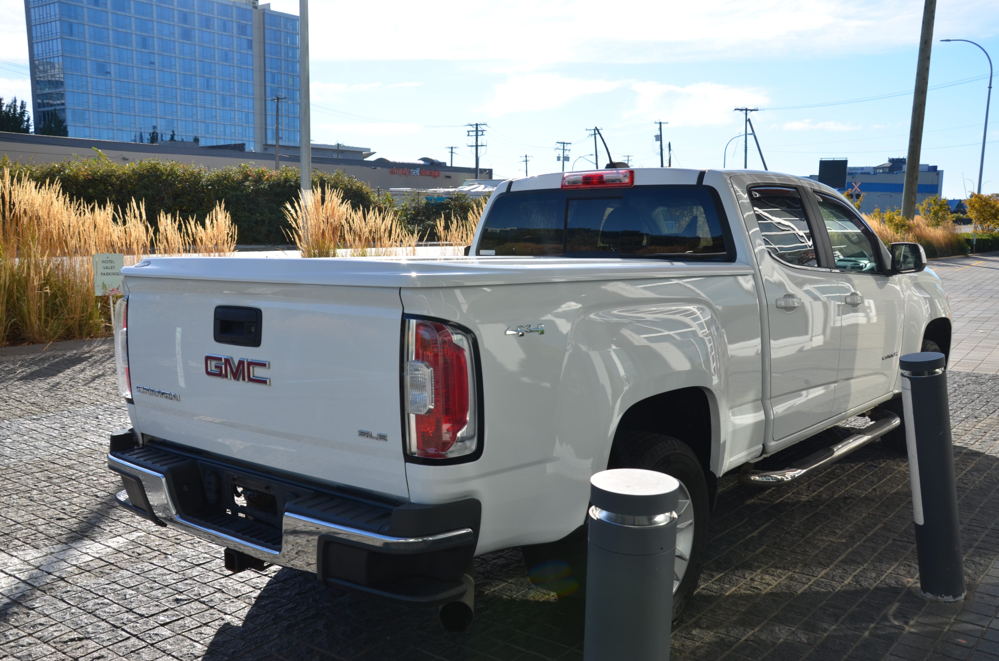 2017 GMC Canyon 4WD Crew Cab 128.3" SLE, Vancouver, Cash