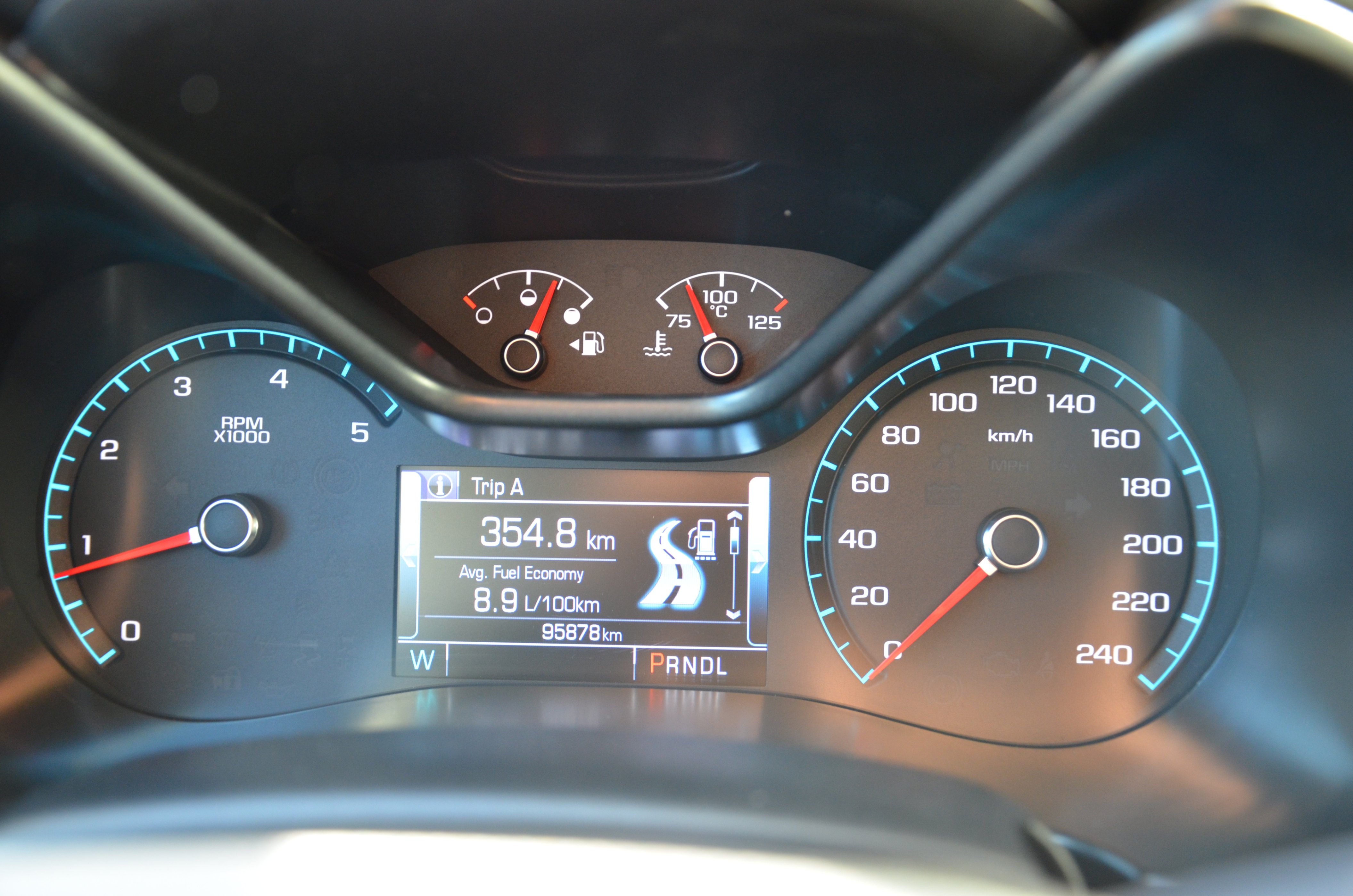 2017 GMC Canyon 4WD Crew Cab 128.3" SLE, Vancouver, Cash