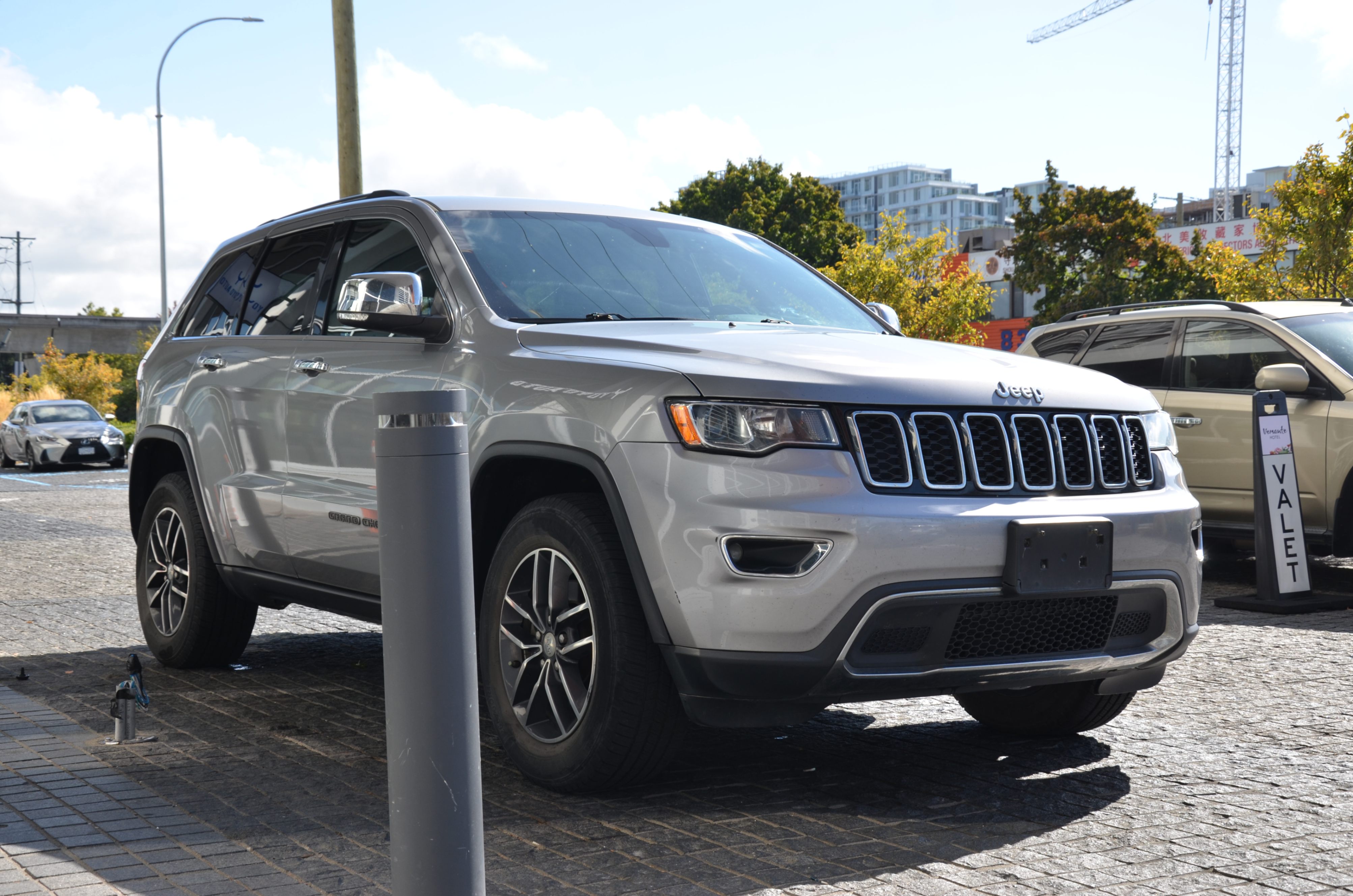 2017 Jeep Grand Cherokee 4WD 4dr Limited, Vancouver, Cash