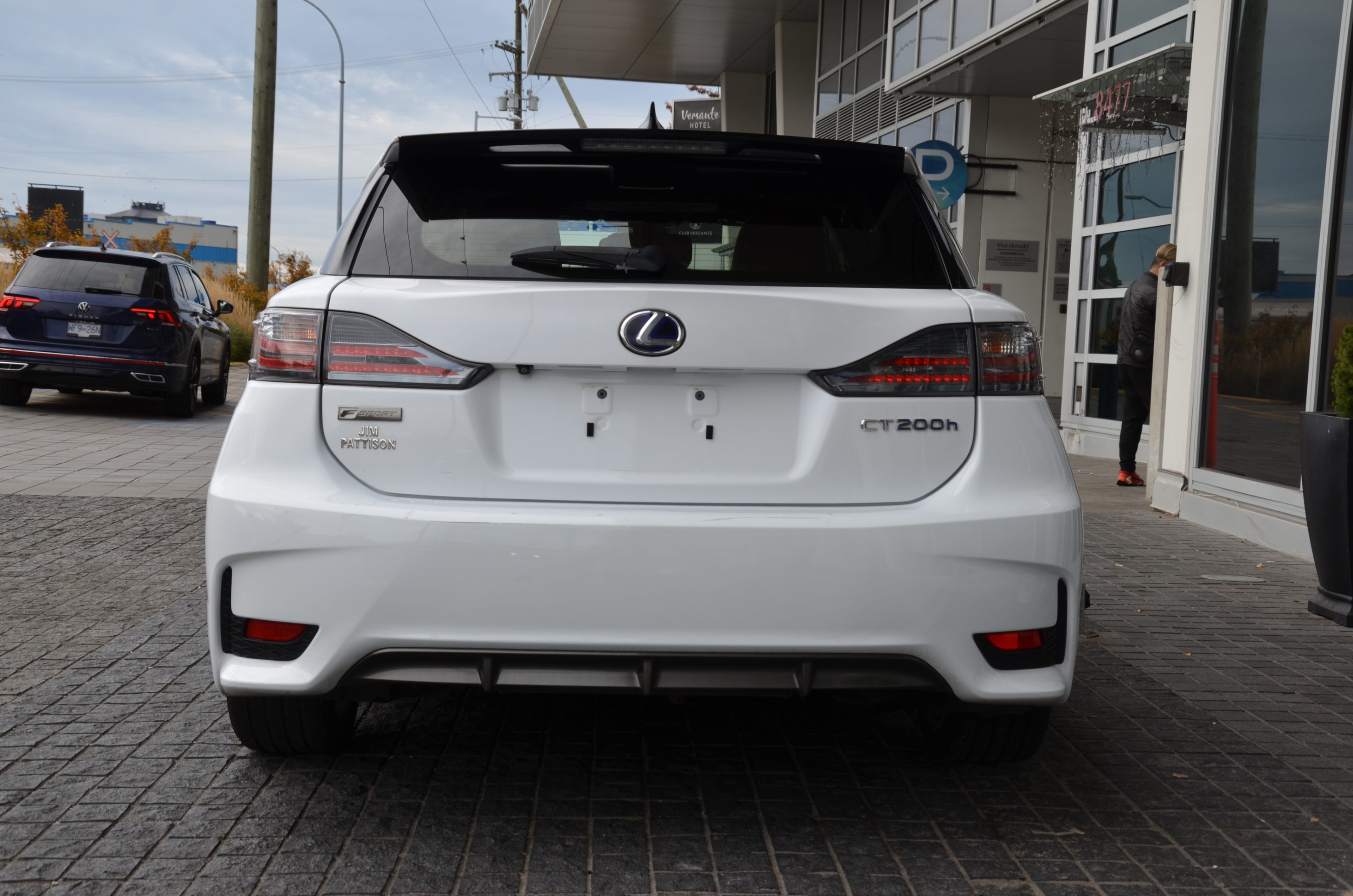 2017 Lexus CT 200h FWD 4dr Hybrid, Vancouver, Cash