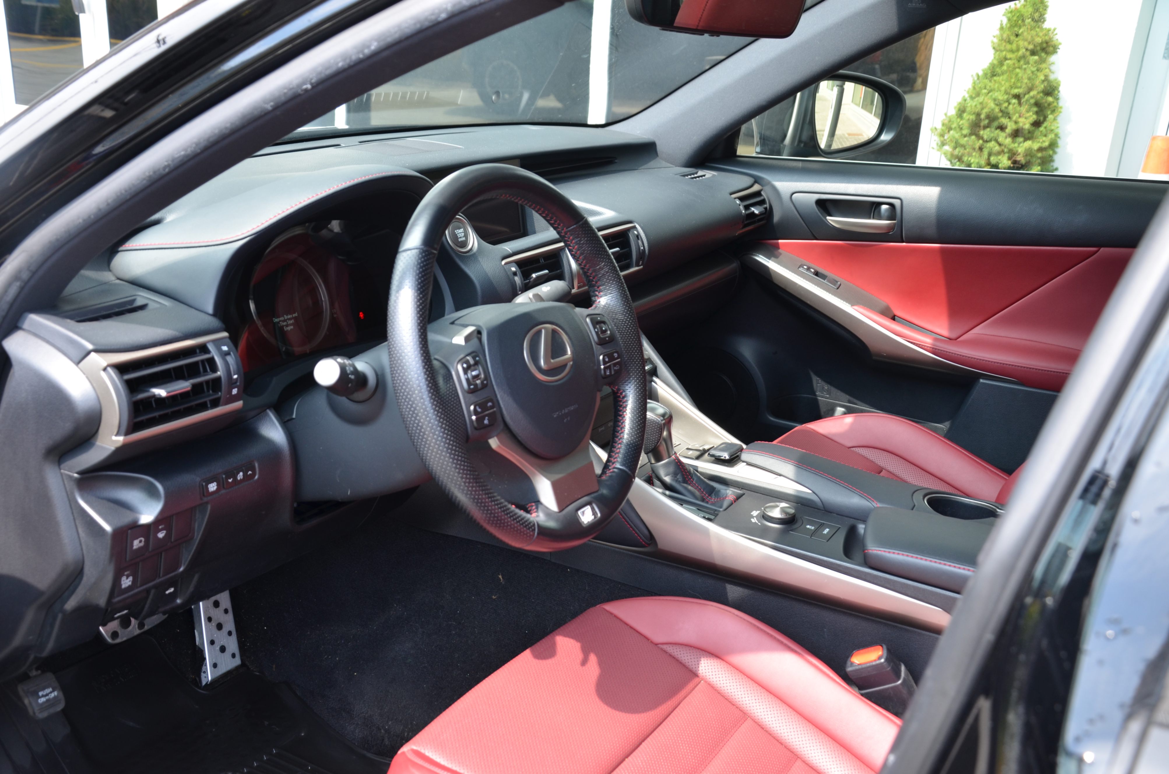 2017 Lexus IS 300 4dr Sdn AWD, 温哥华, 全款车
