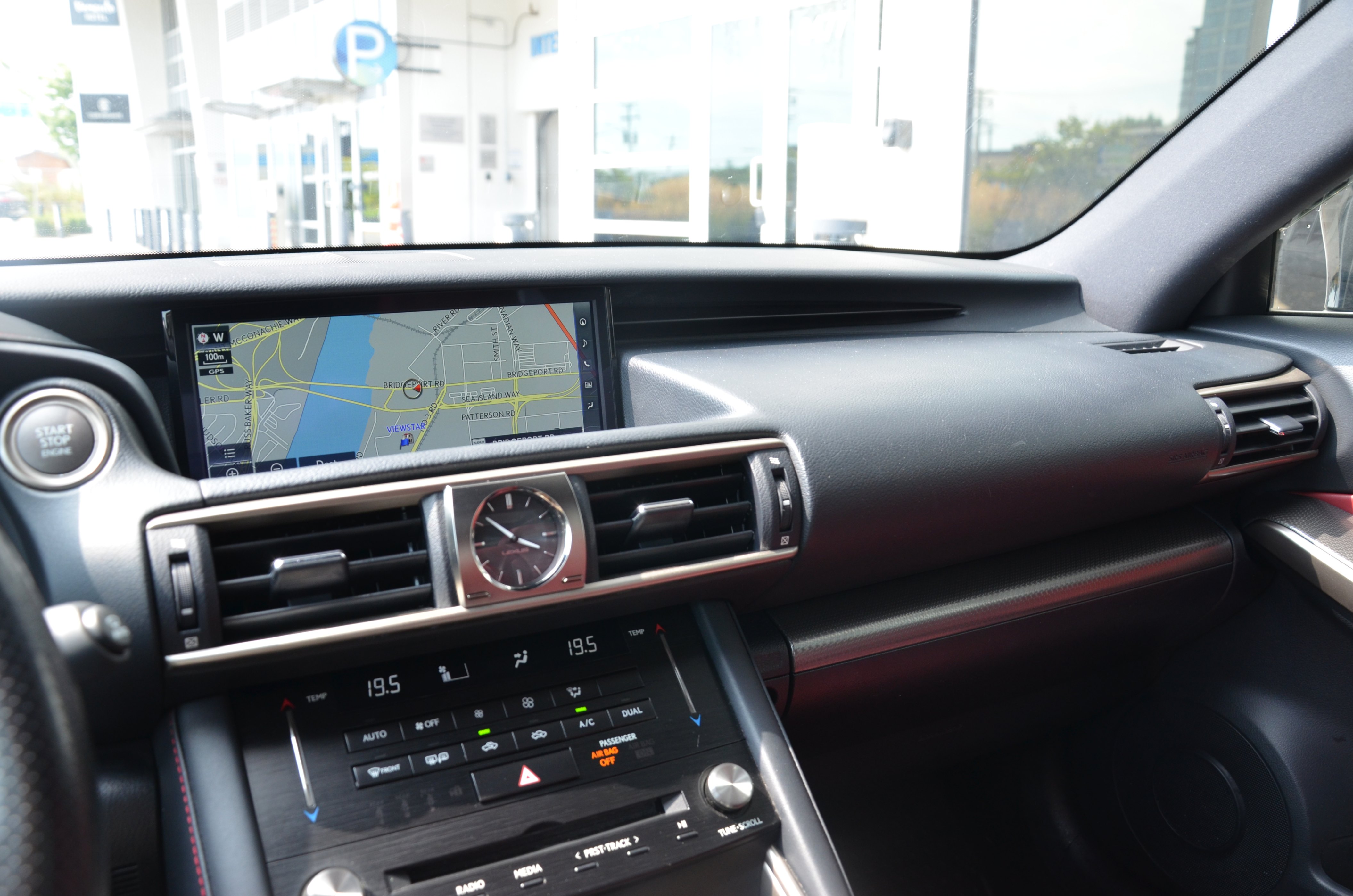 2017 Lexus IS 300 4dr Sdn AWD, 温哥华, 全款车