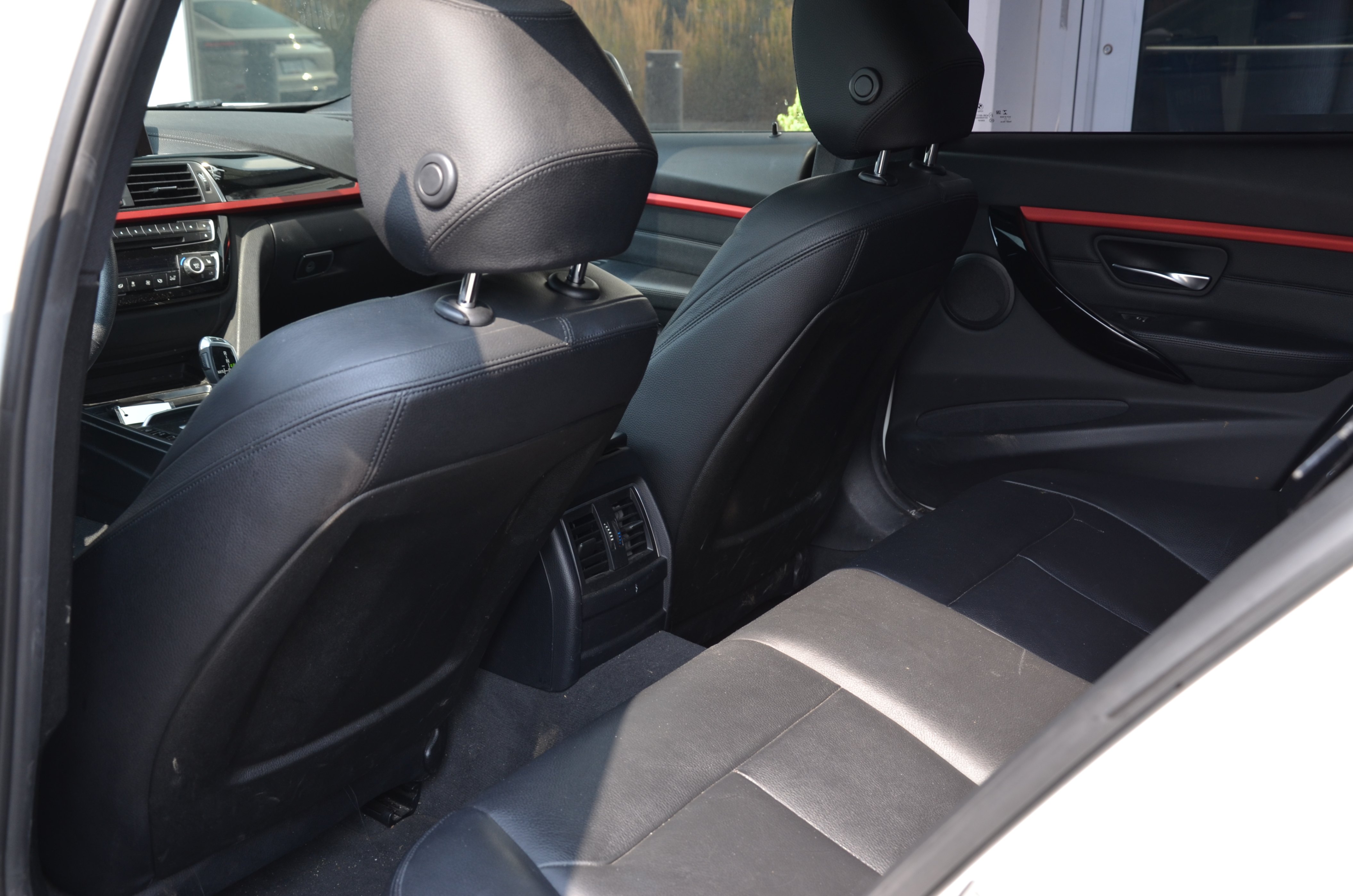 2018 BMW 3 Series 330i xDrive Sedan, Vancouver, Cash