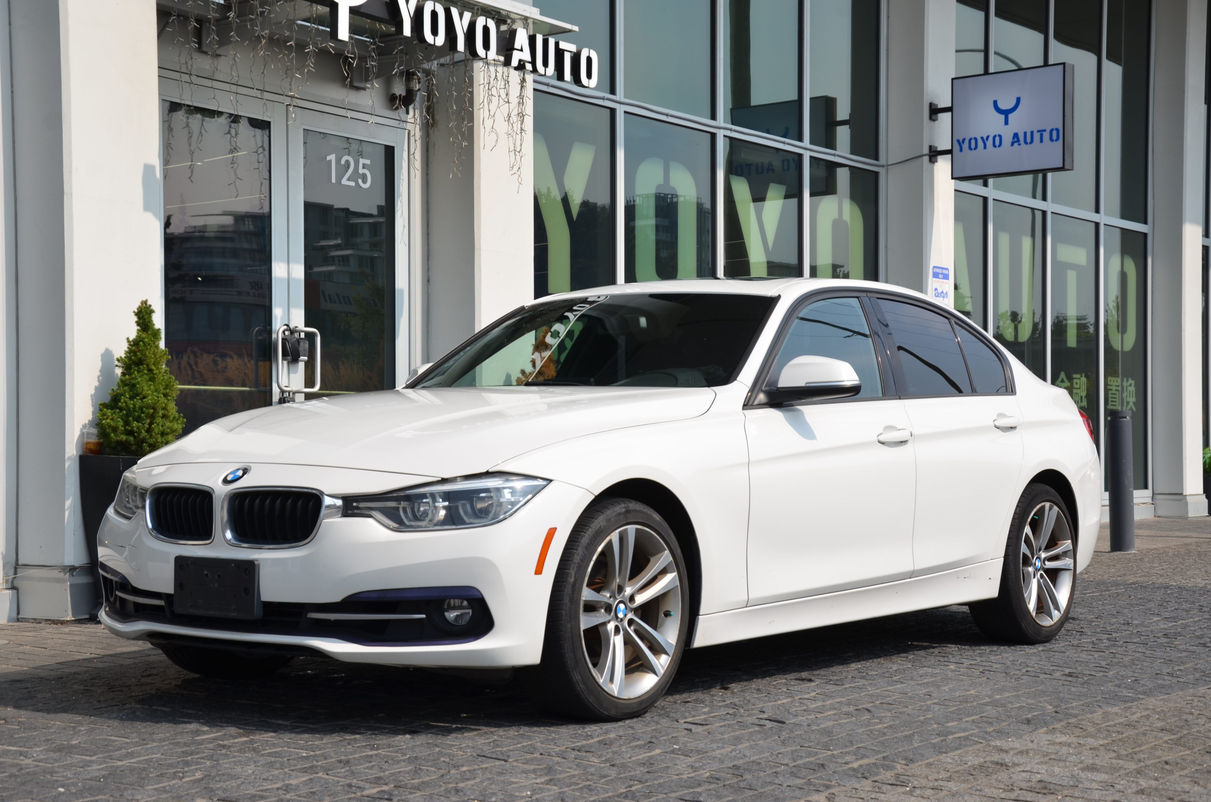 2018 BMW 3 Series 330i xDrive Sedan, Vancouver, Cash