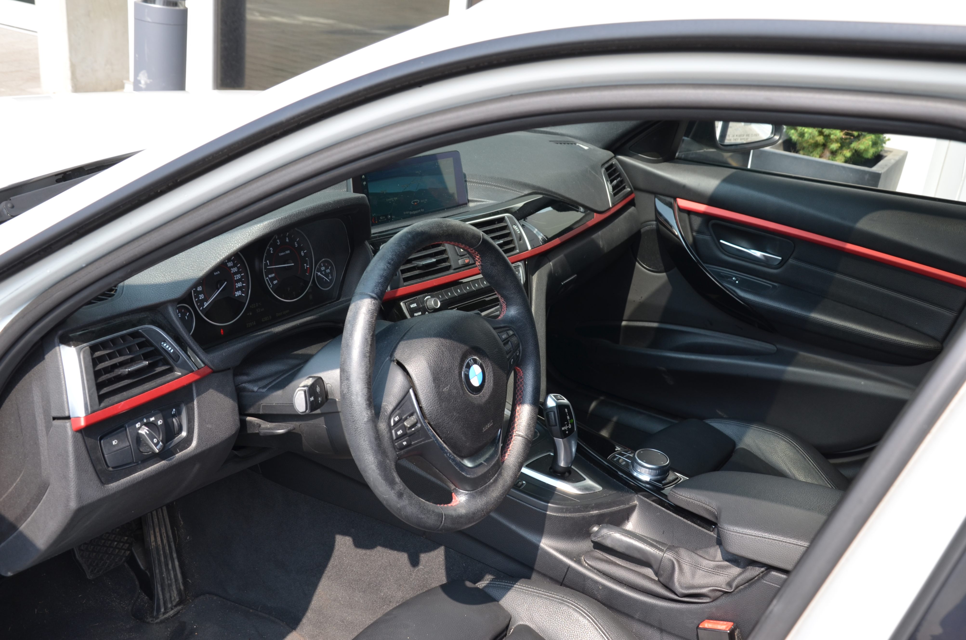 2018 BMW 3 Series 330i xDrive Sedan, Vancouver, Cash