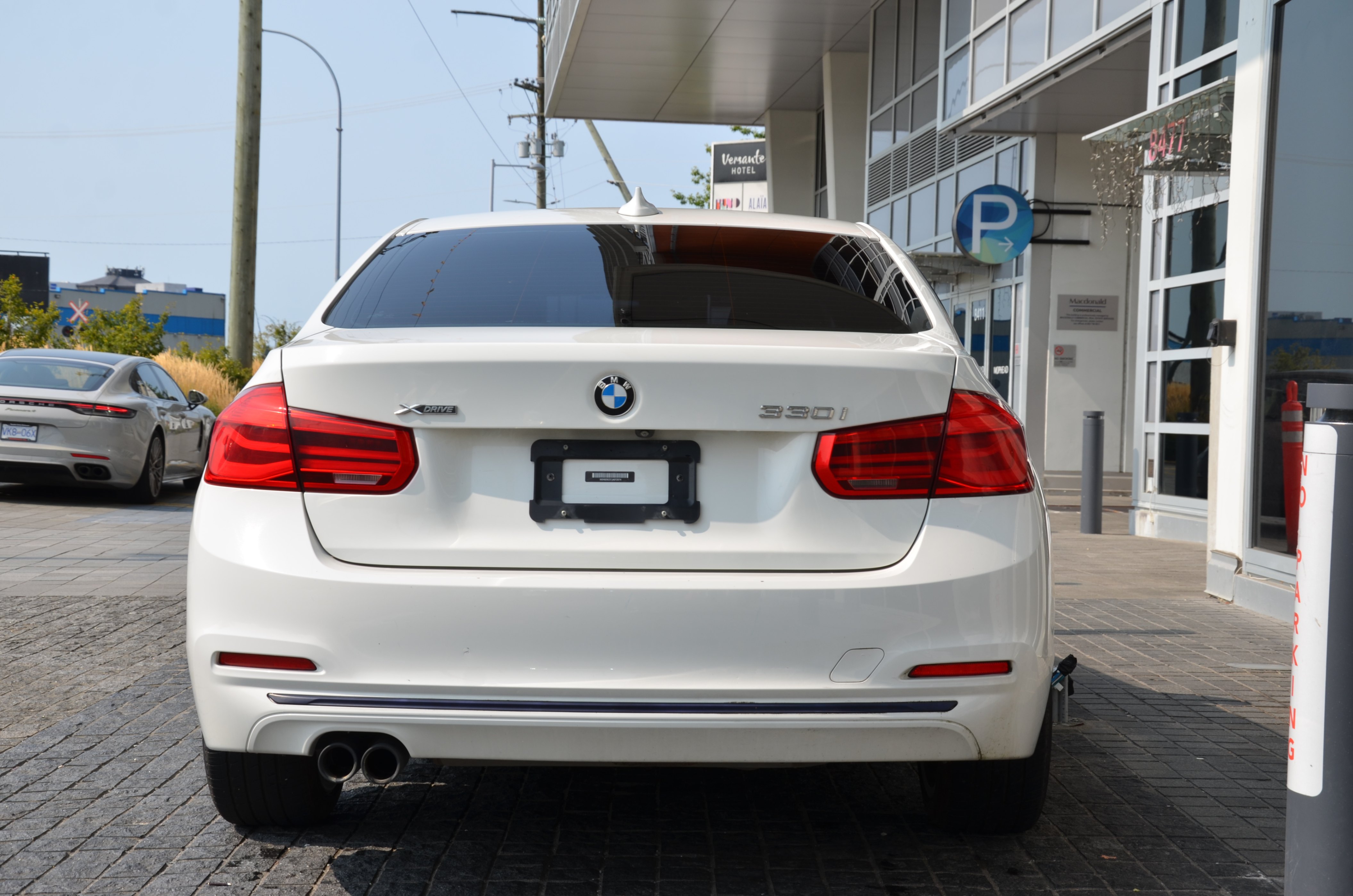 2018 BMW 3 Series 330i xDrive Sedan, Vancouver, Cash