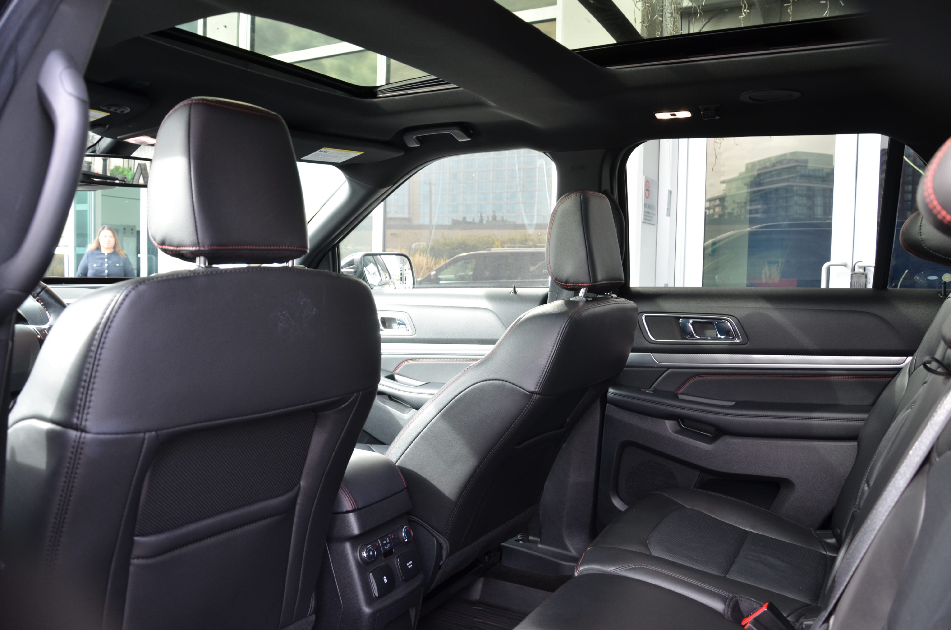 2018 Ford Explorer Sport 4WD, 温哥华, 全款车