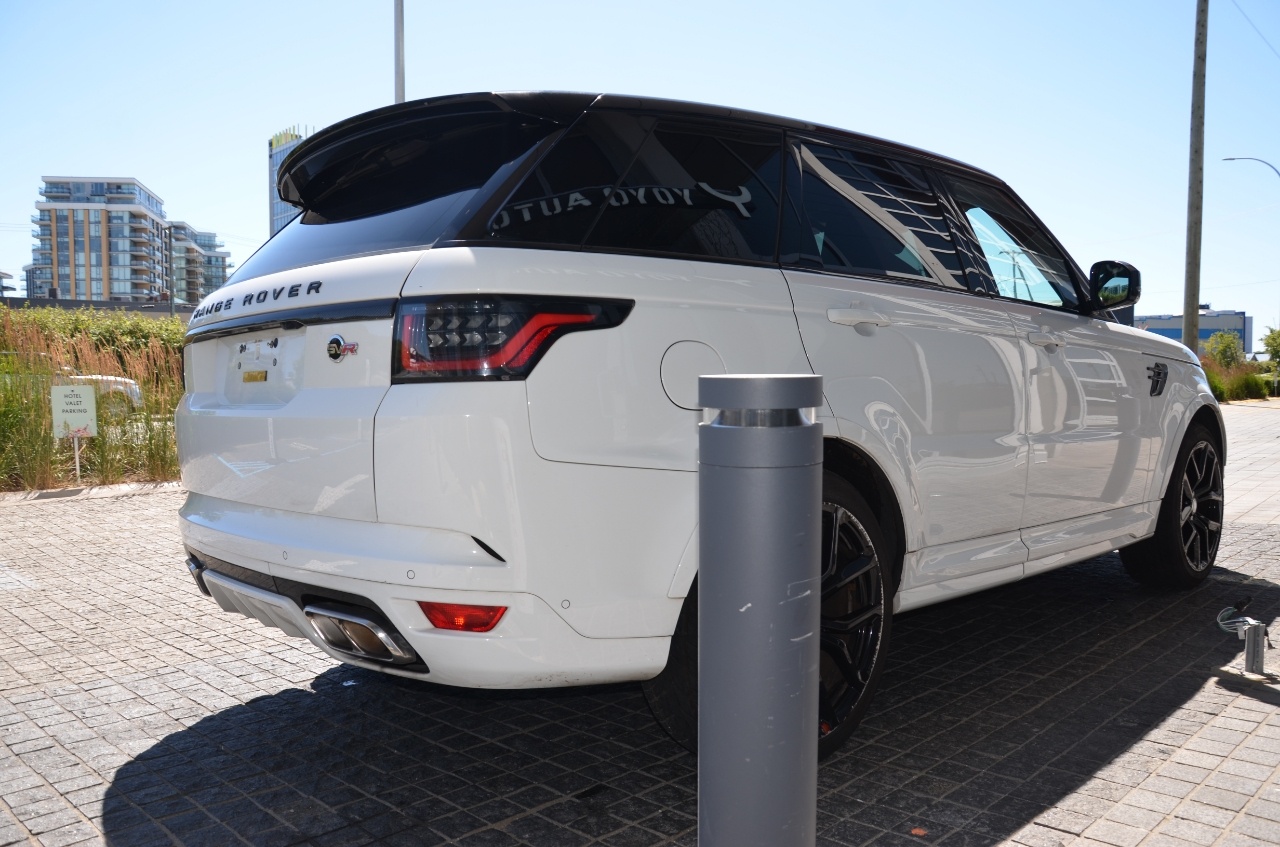2018 Land Rover Range Rover Sport V8 Supercharged SVR, Vancouver, Cash