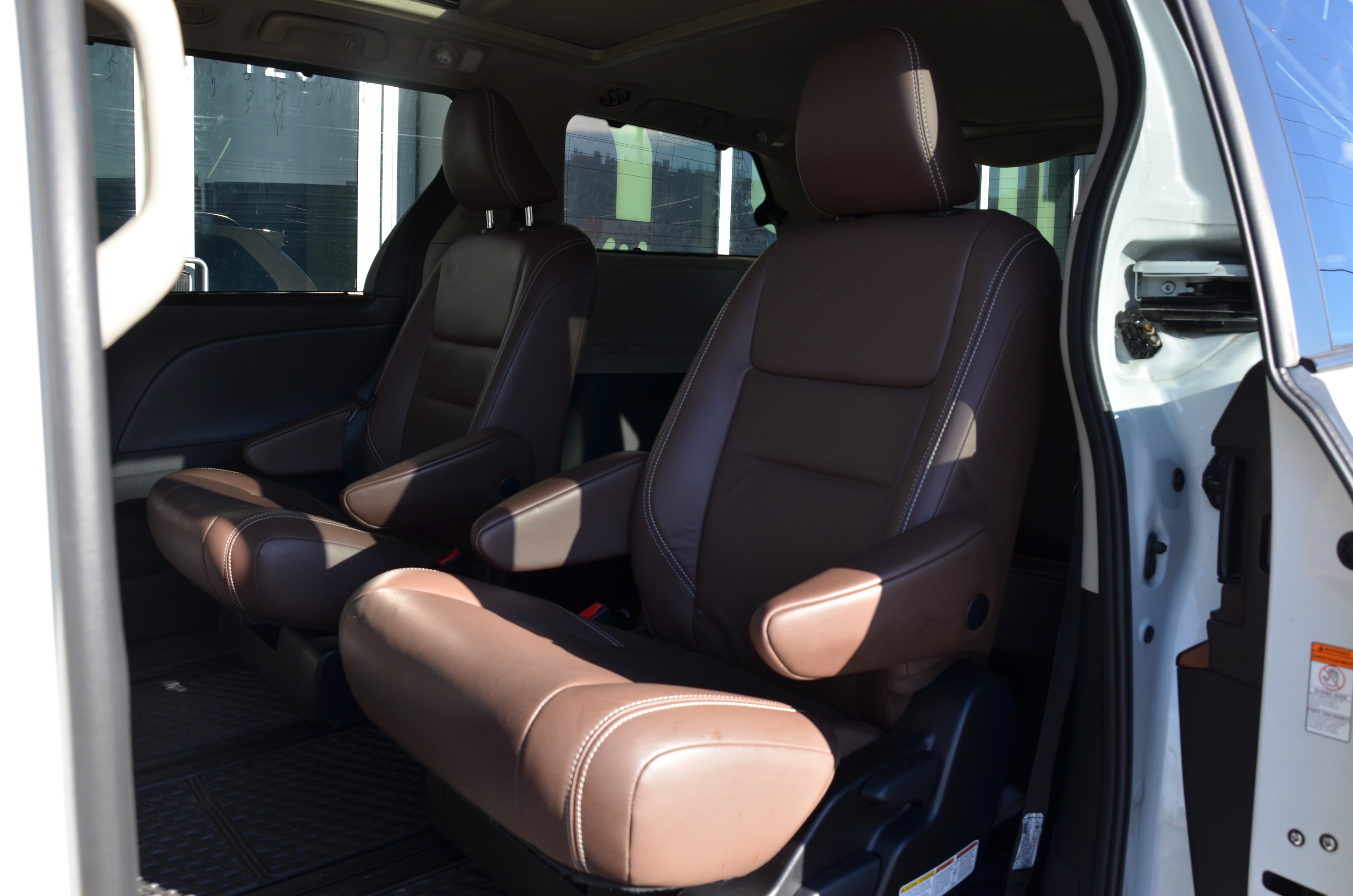 2019 Toyota Sienna XLE 7-Passenger AWD, 温哥华, 全款车
