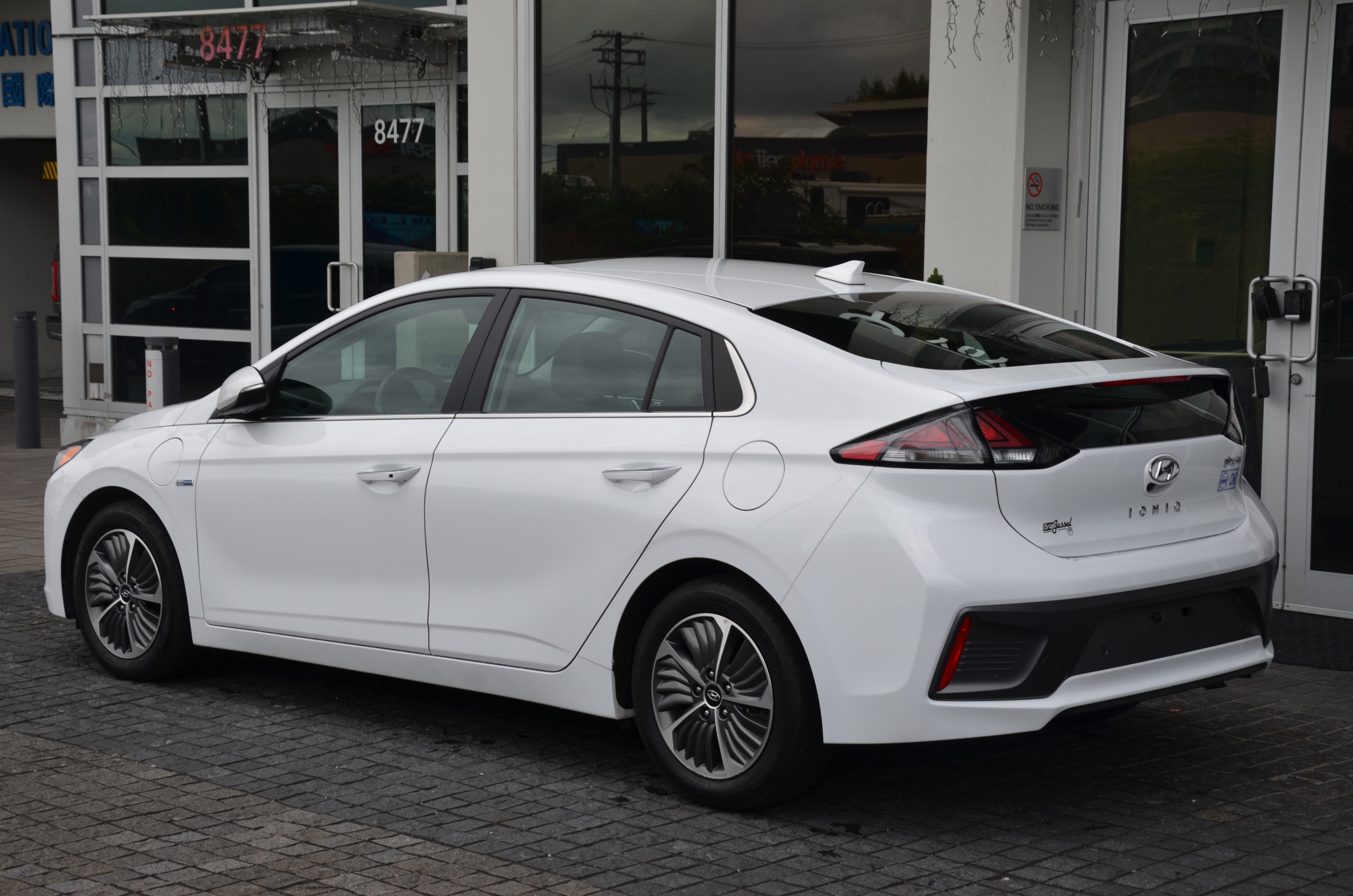2020 Hyundai Ioniq Plug-In Hybrid Ultimate Hatchback, Vancouver, Cash