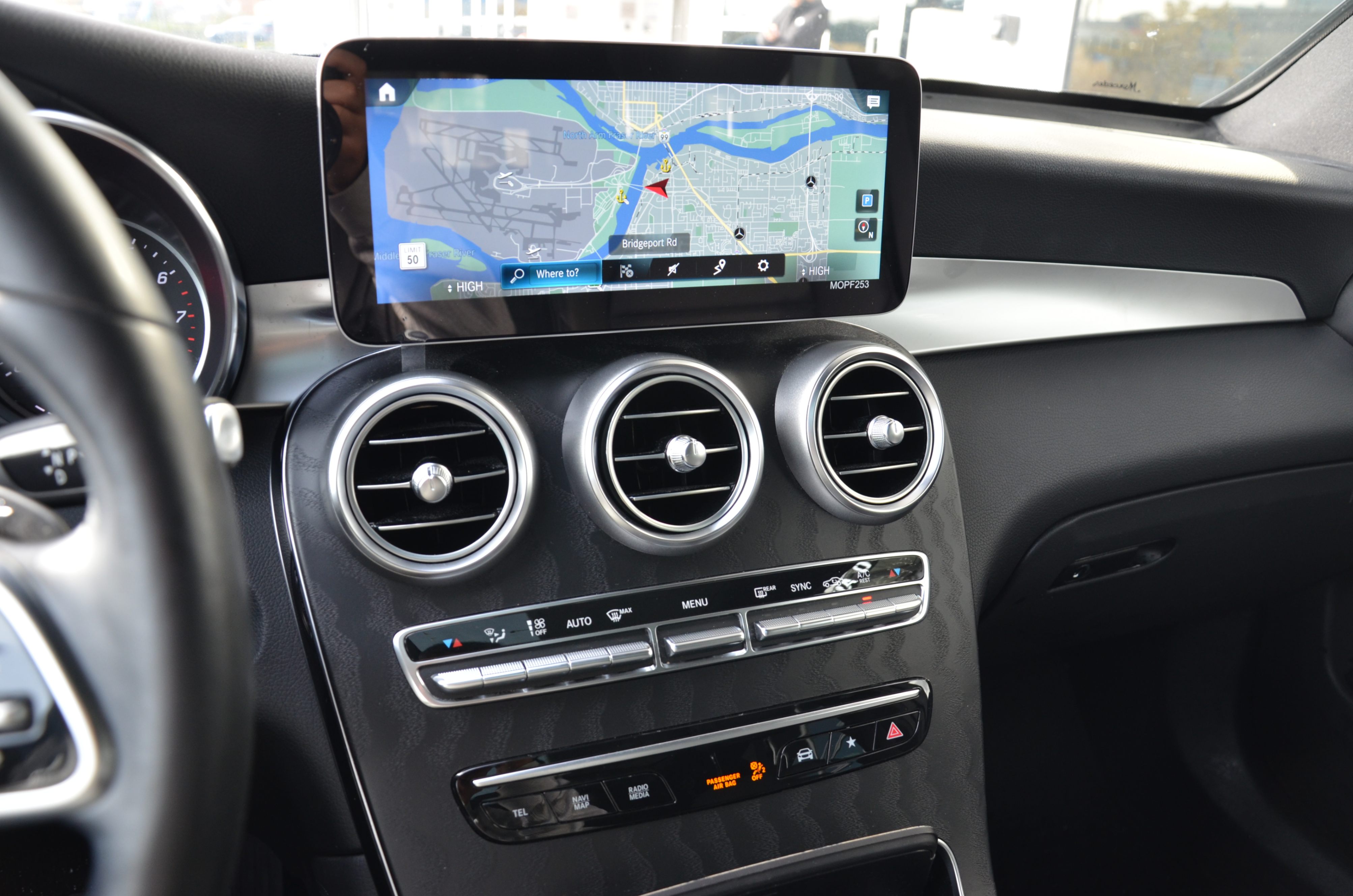 2020 Mercedes-Benz GLC-class GLC 300 4MATIC SUV, Vancouver, Cash
