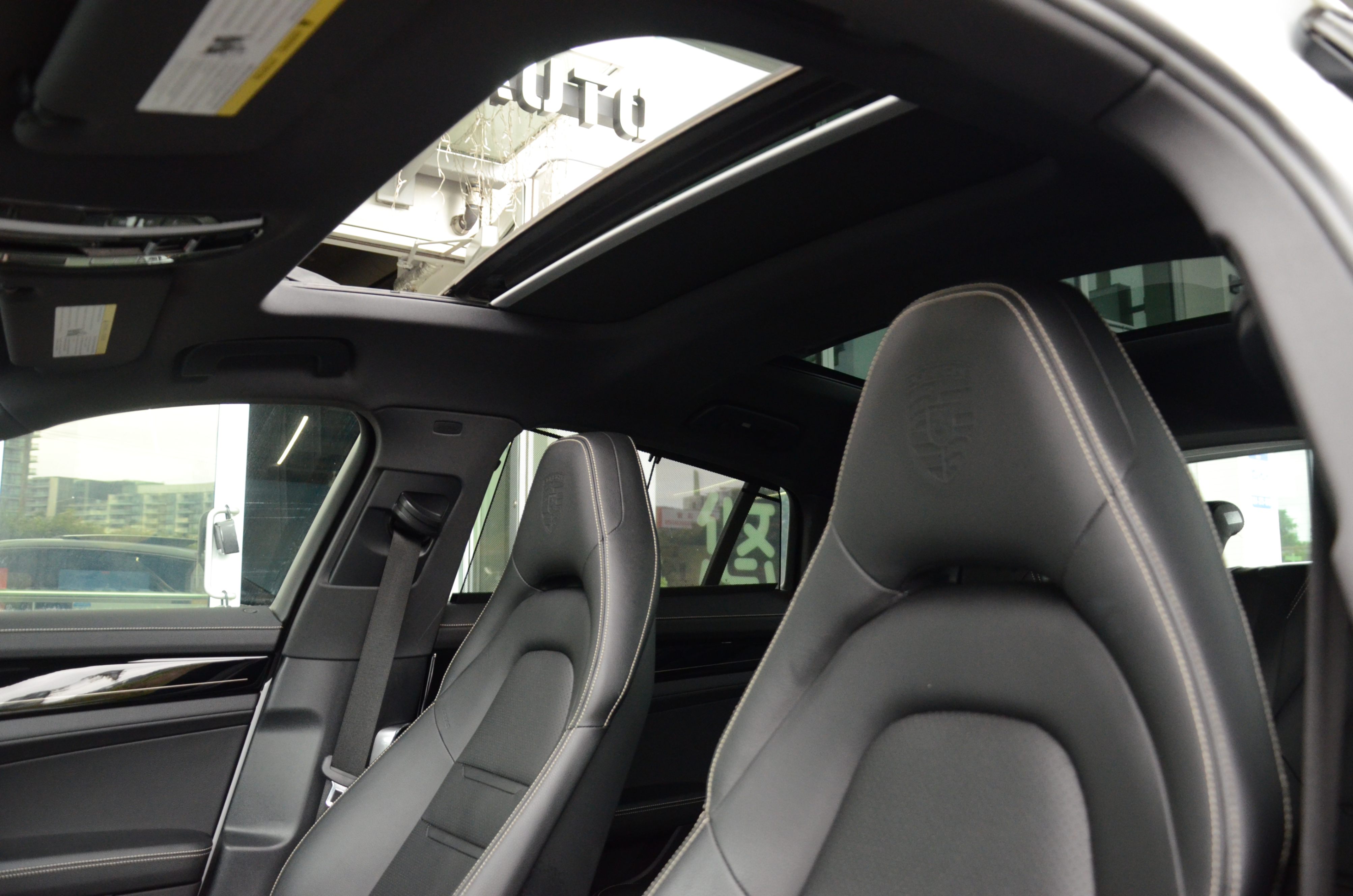 2020 Porsche Panamera 4 E-Hybrid AWD, Vancouver, Cash