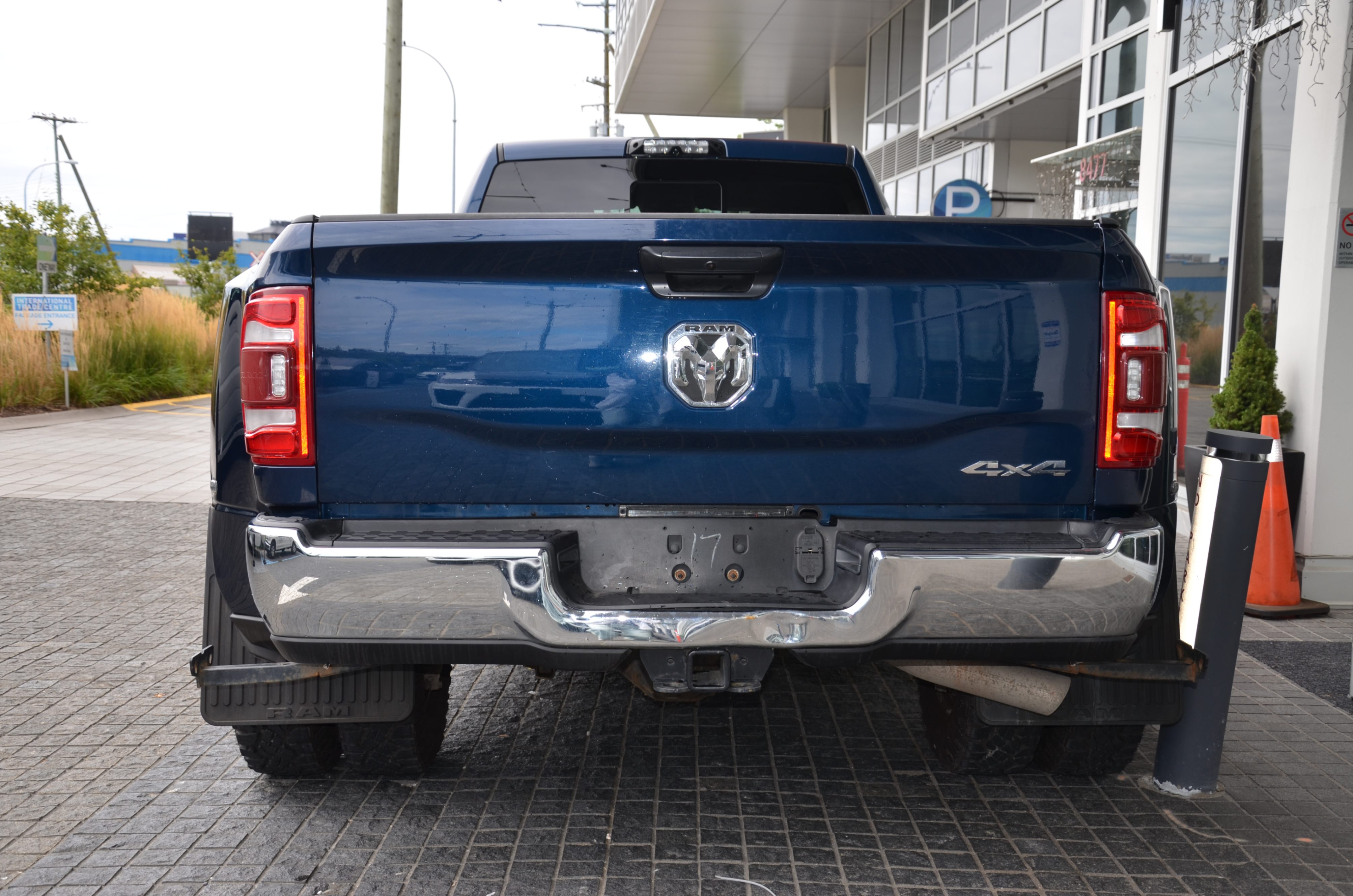 2020 Ram 3500 Tradesman 4x4 Crew Cab 8' Box, 温哥华, 全款车