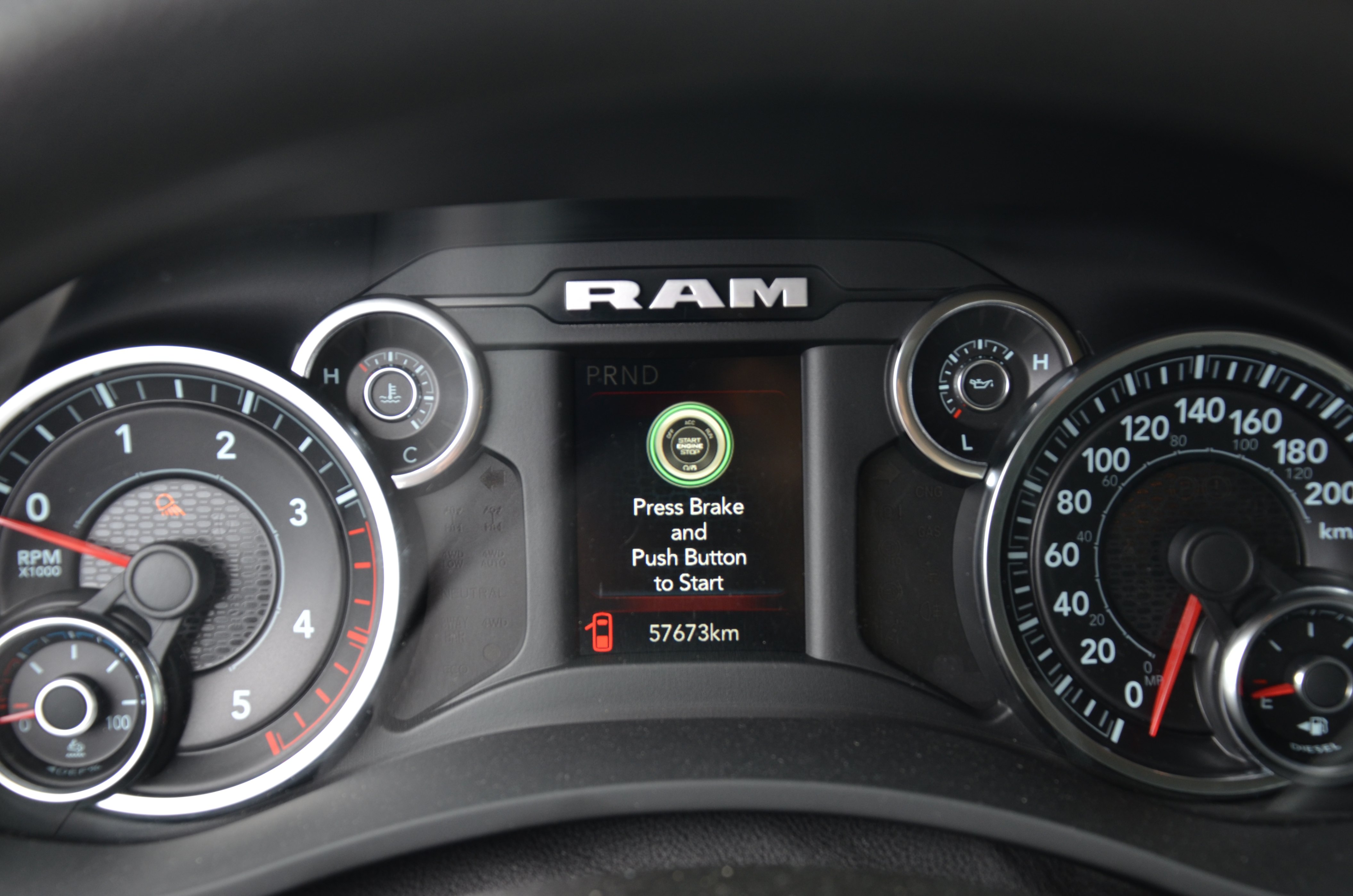 2020 Ram 3500 Tradesman 4x4 Crew Cab 8' Box, 温哥华, 全款车