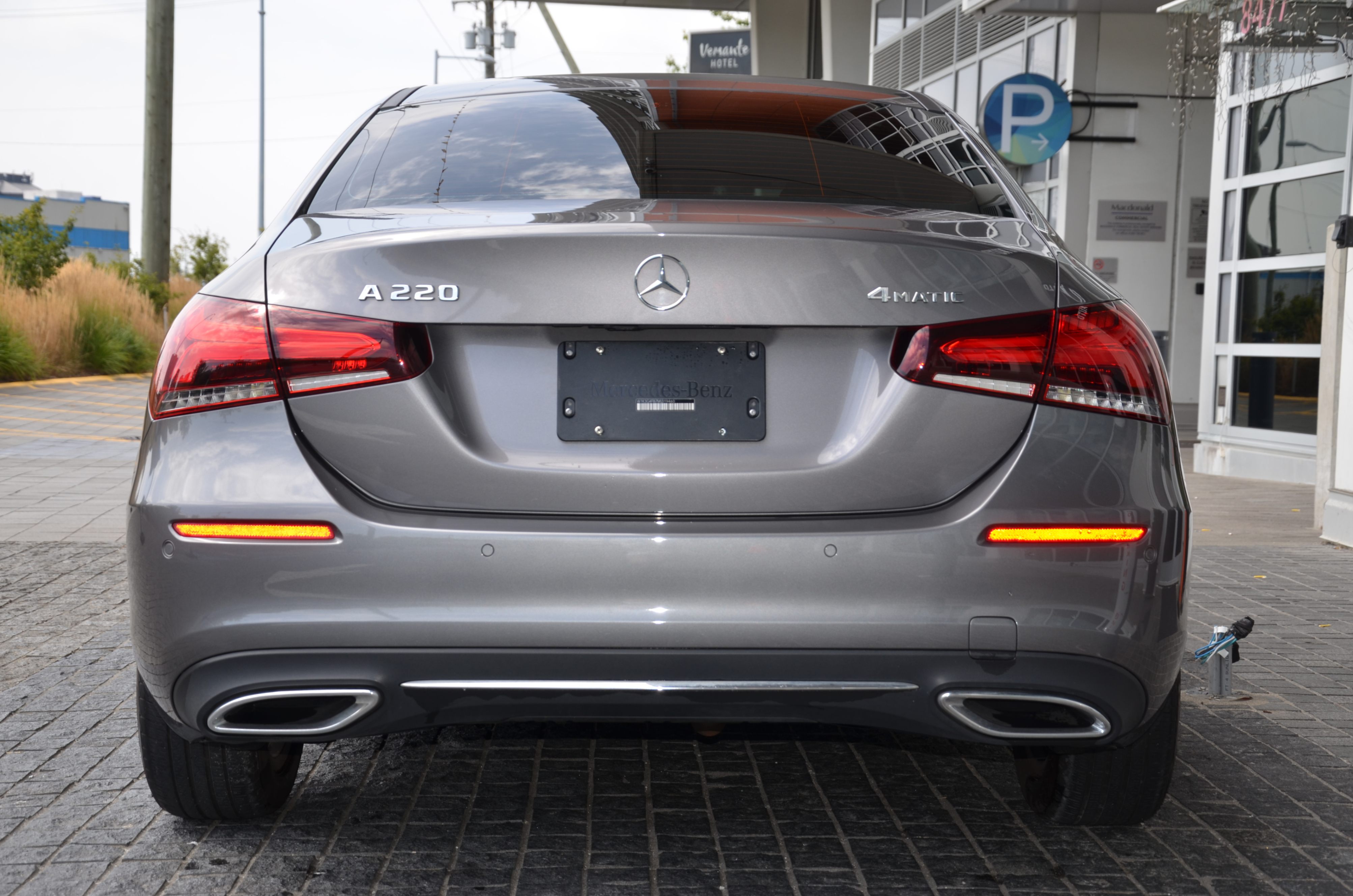 2021 Mercedes-Benz A-Class A 220 4MATIC Sedan, 温哥华, 全款车