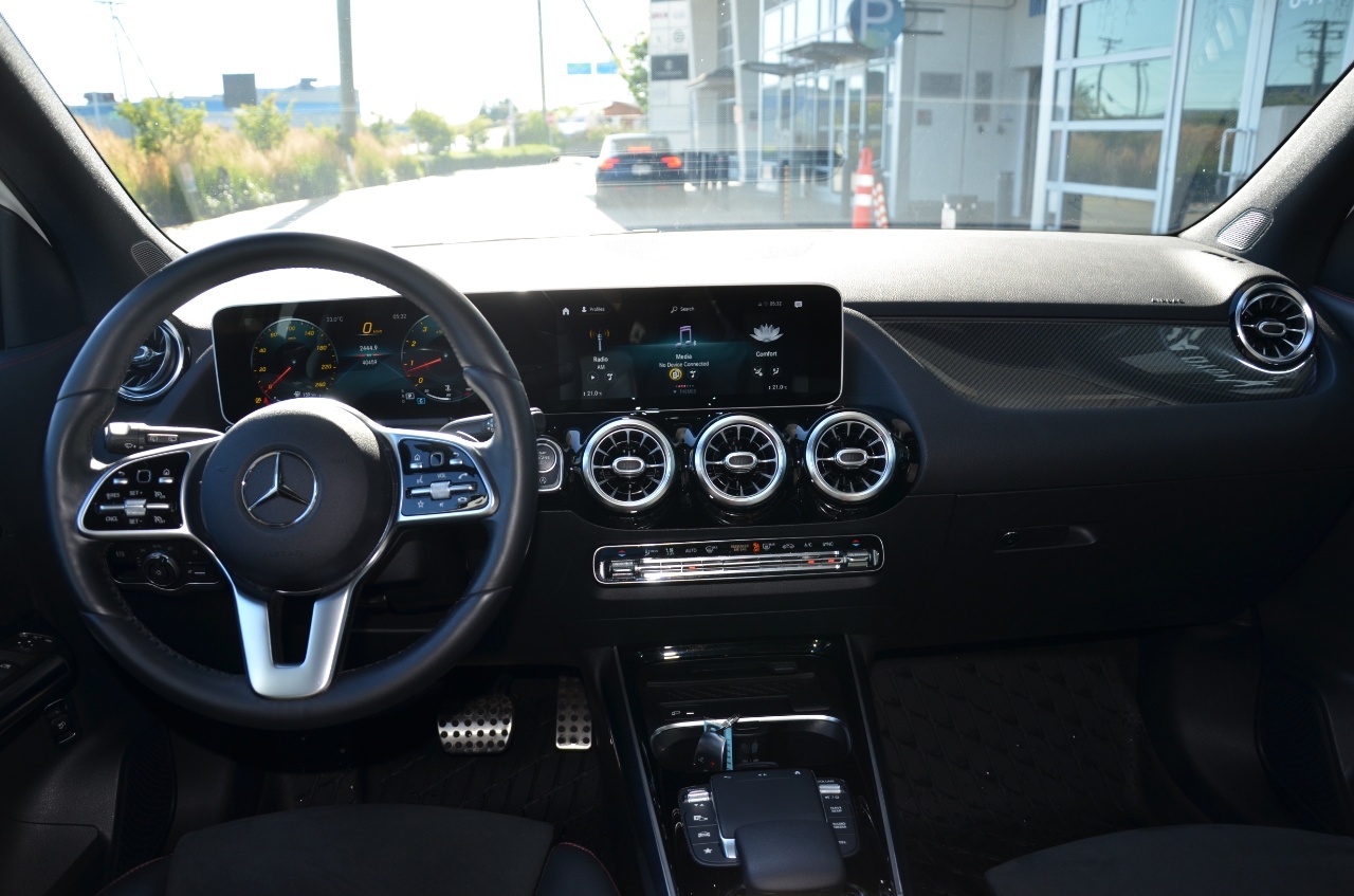 2021 Mercedes-Benz GLA GLA 250 4MATIC SUV, Vancouver, Cash