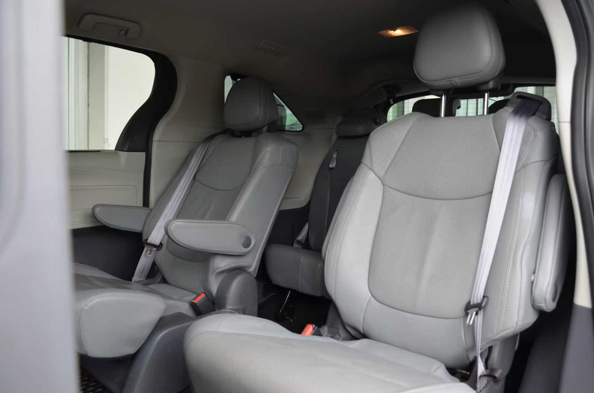 2021 Toyota Sienna XLE 7-Passenger AWD, Vancouver, Cash