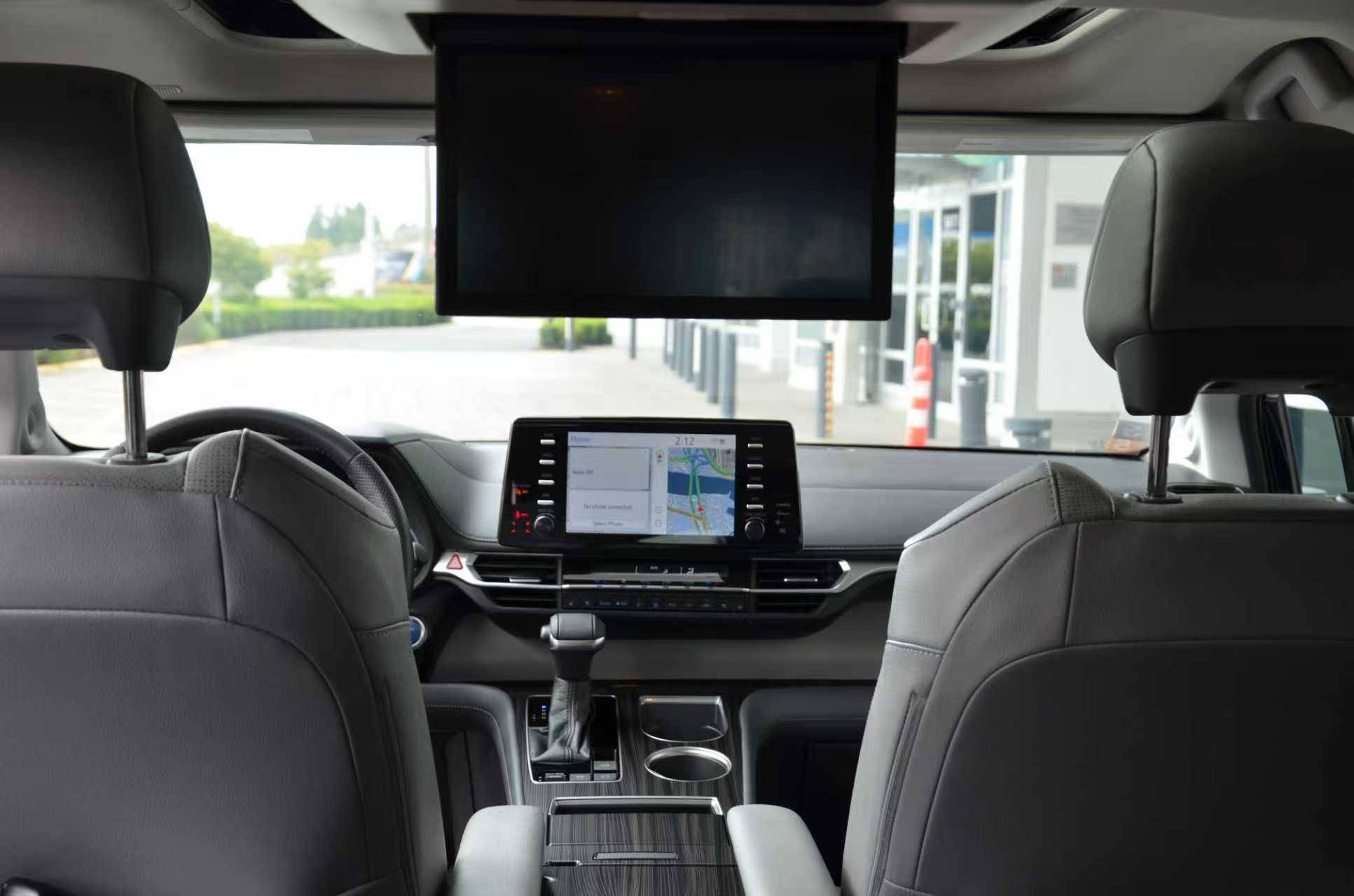 2021 Toyota Sienna XLE 7-Passenger AWD, Vancouver, Cash