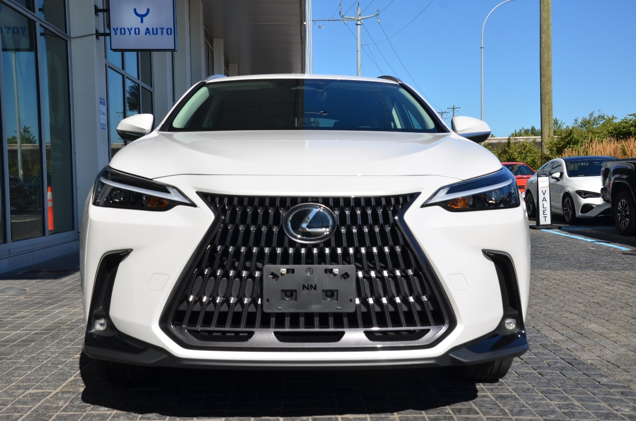 2022 Lexus NX NX 250 AWD *Ltd Avail*, Vancouver, Cash