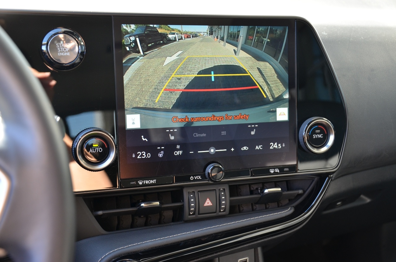 2022 Lexus NX NX 250 AWD *Ltd Avail*, Vancouver, Cash