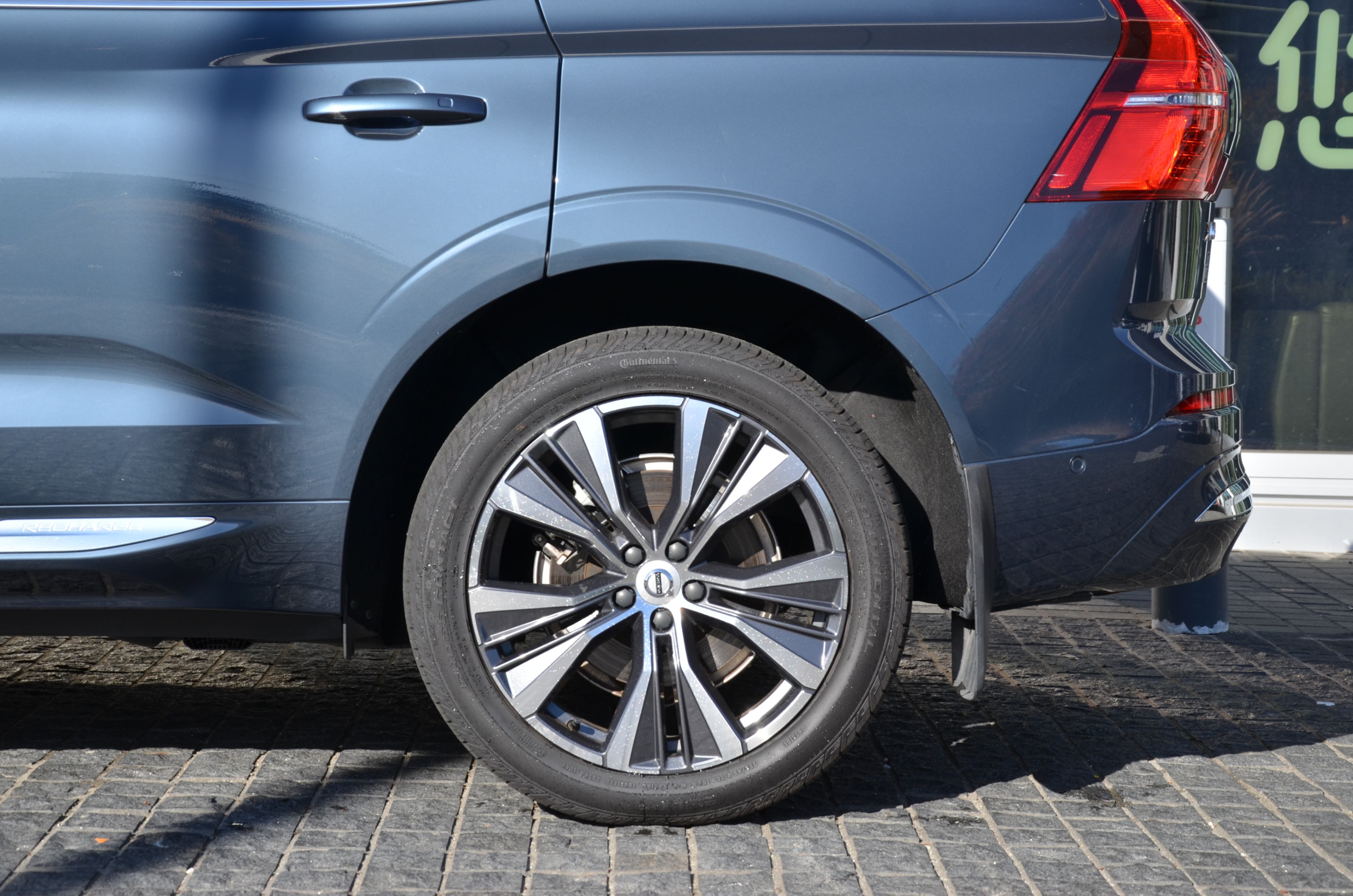 2022 Volvo XC60 Recharge T8 eAWD PHEV Inscription *Ltd Avail*, 温哥华, 全款车