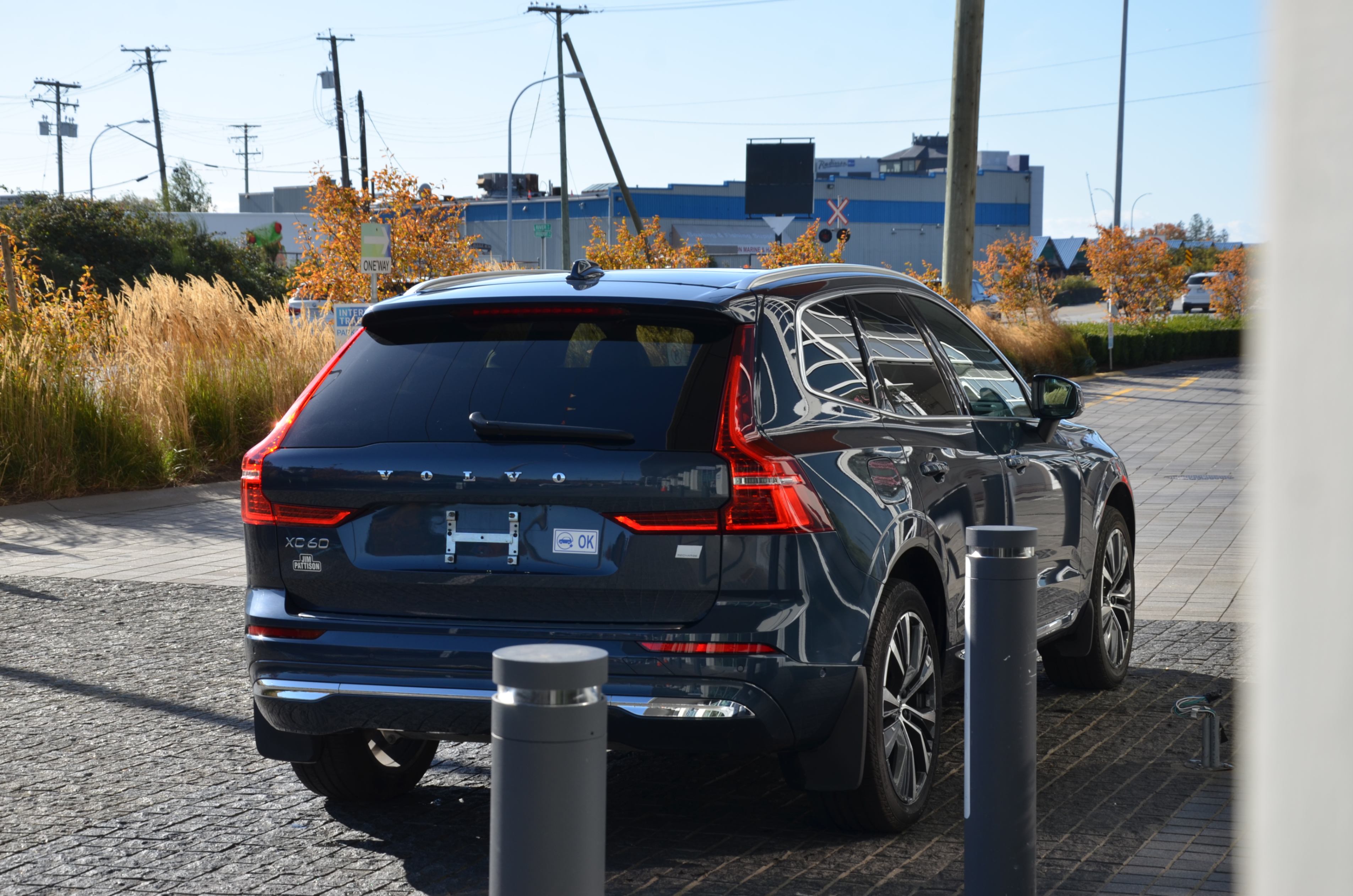 2022 Volvo XC60 Recharge T8 eAWD PHEV Inscription *Ltd Avail*, 温哥华, 全款车