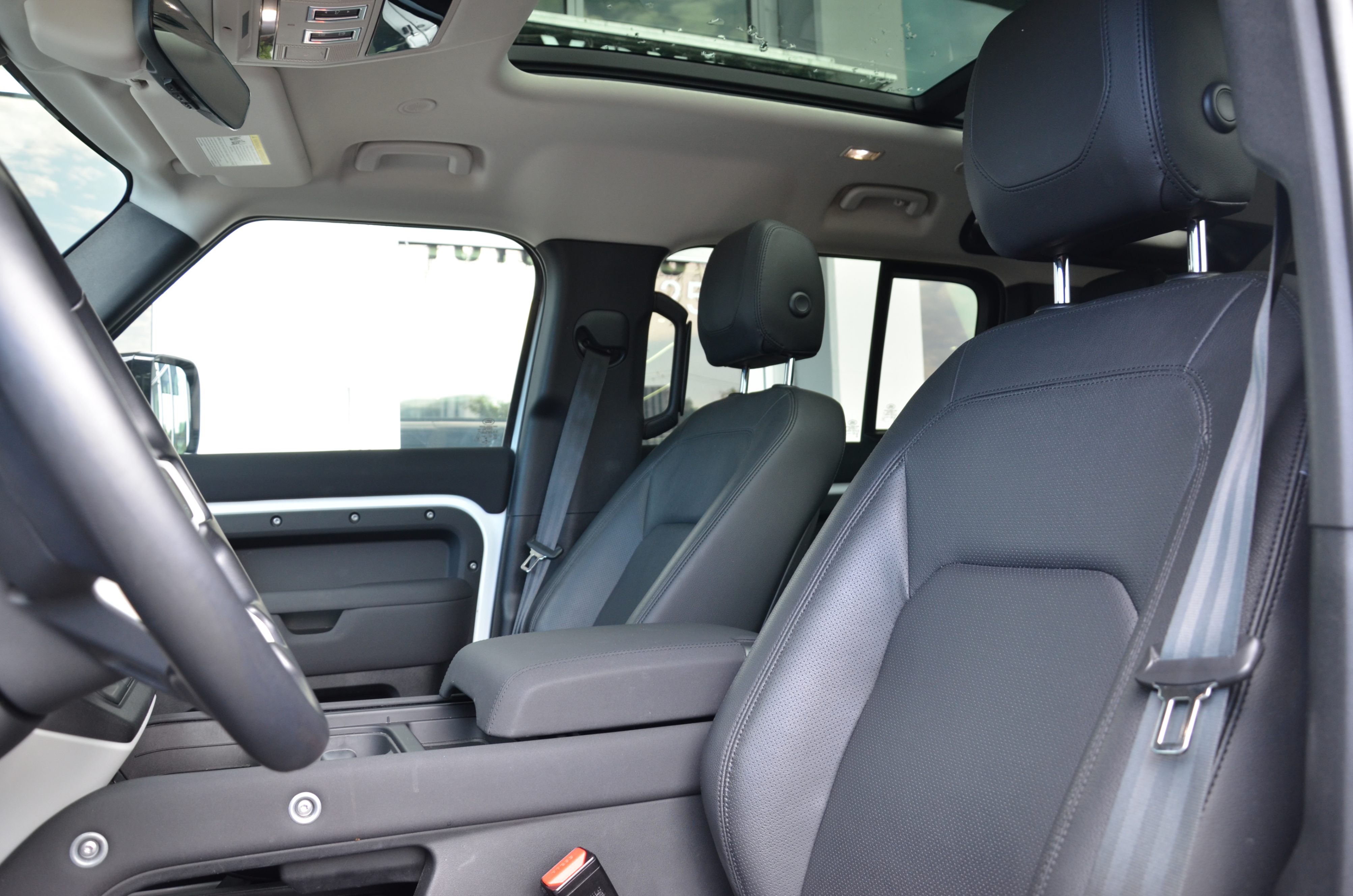 2023 Land Rover Defender 110 S AWD, Vancouver, Cash