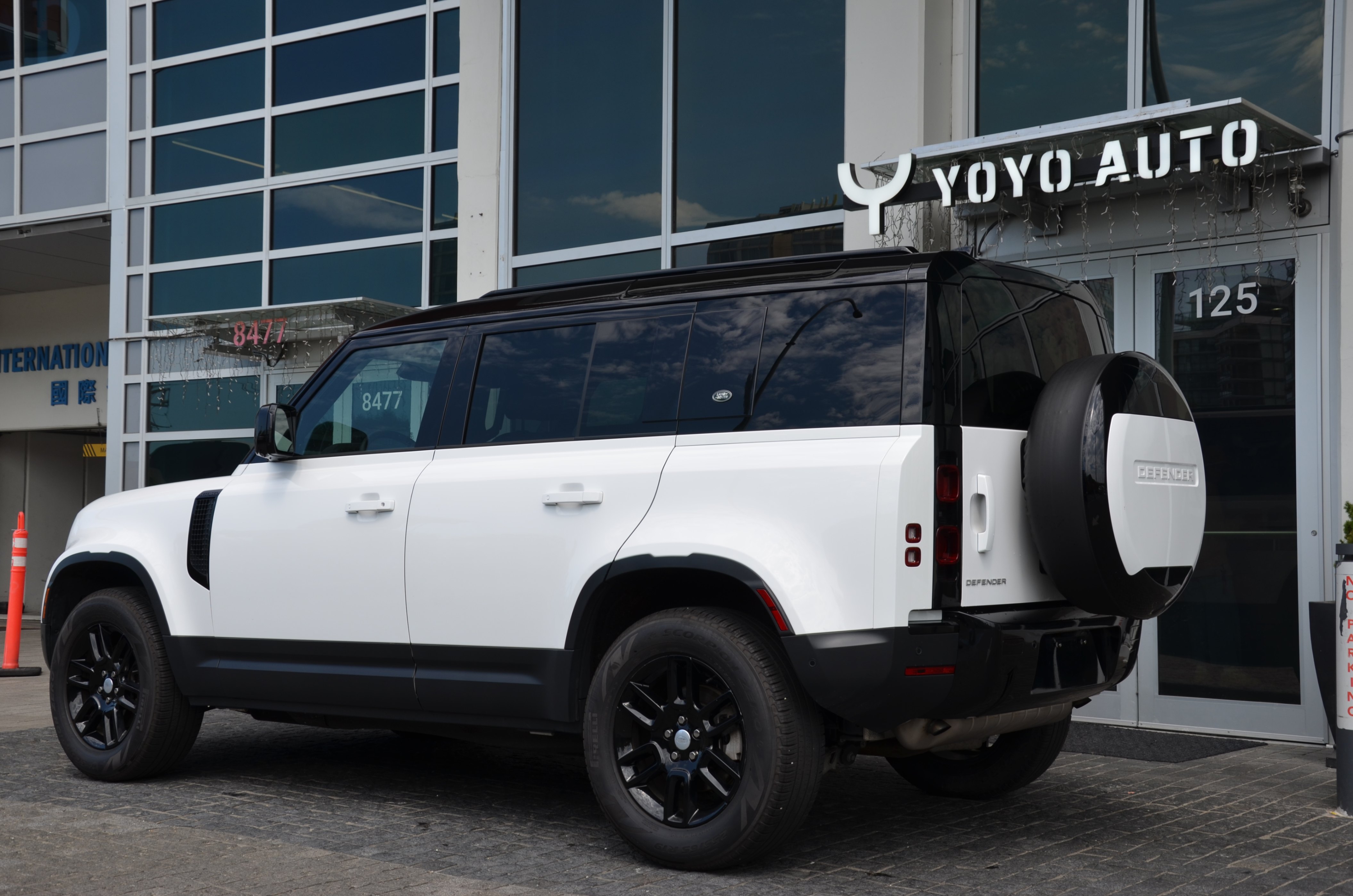 2023 Land Rover Defender 110 S AWD, Vancouver, Cash