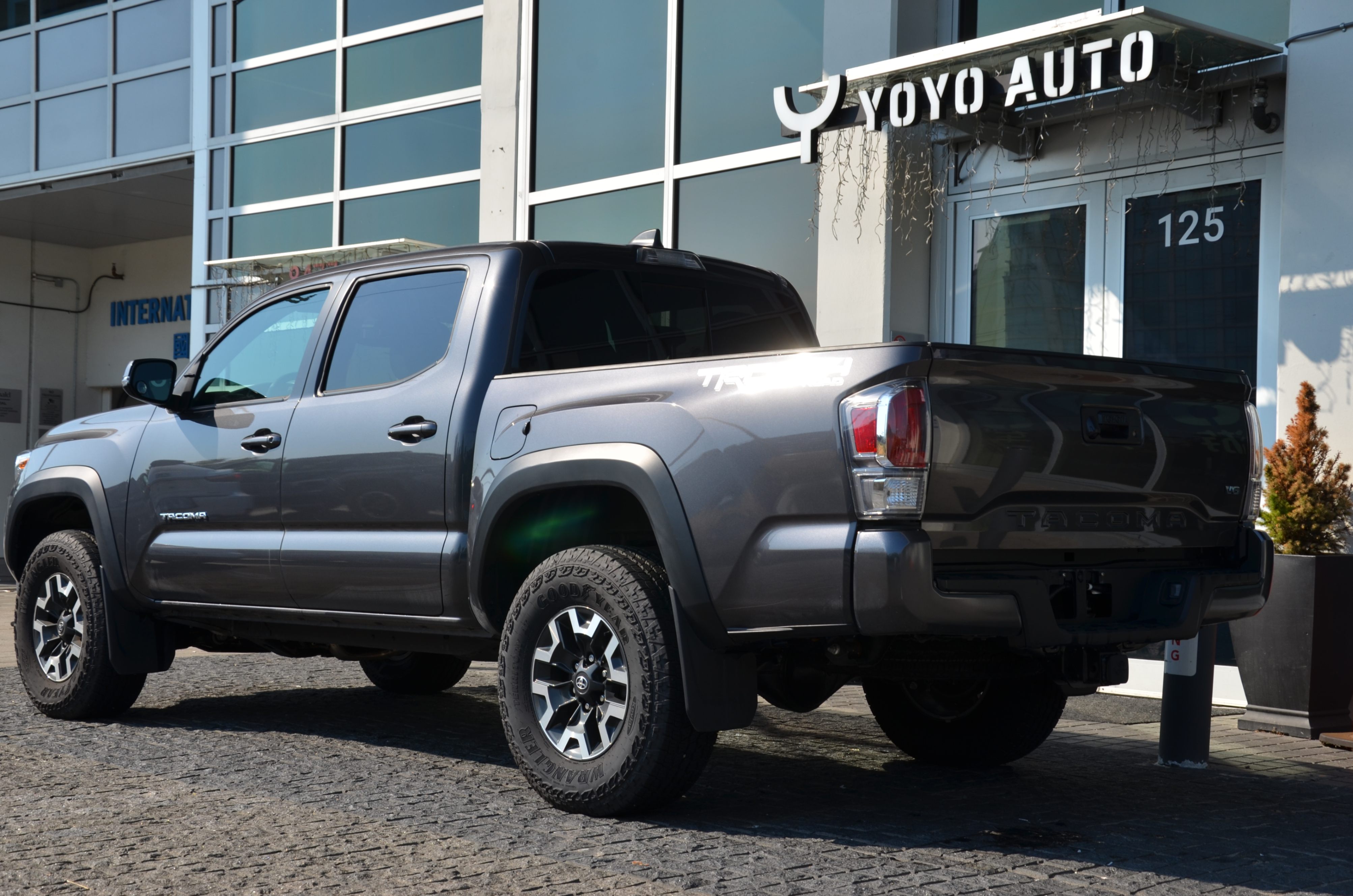 2023 Toyota Tacoma 4x4 Double Cab auto SB, Vancouver, Cash