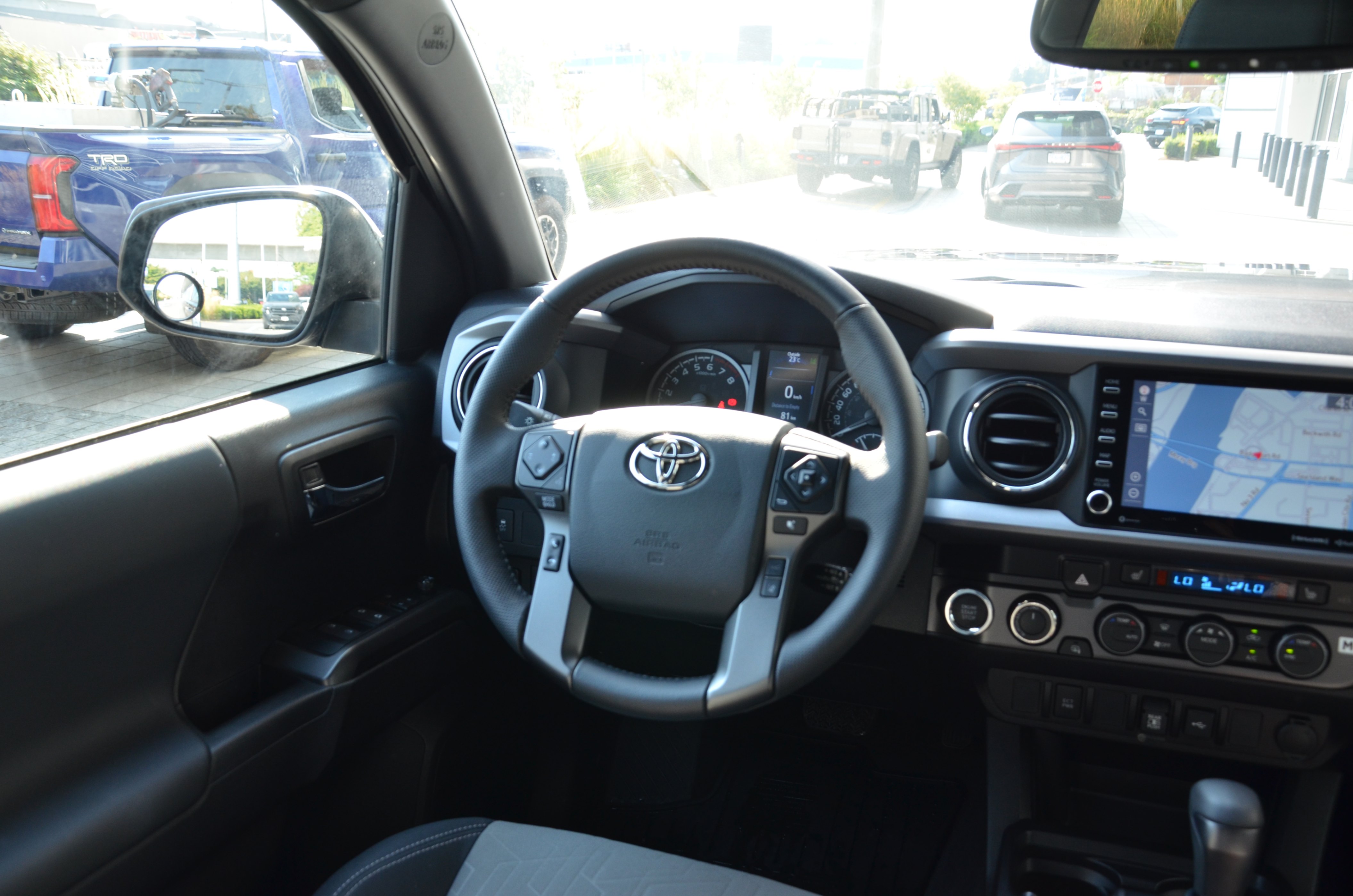 2023 Toyota Tacoma 4x4 Double Cab auto SB, Vancouver, Cash