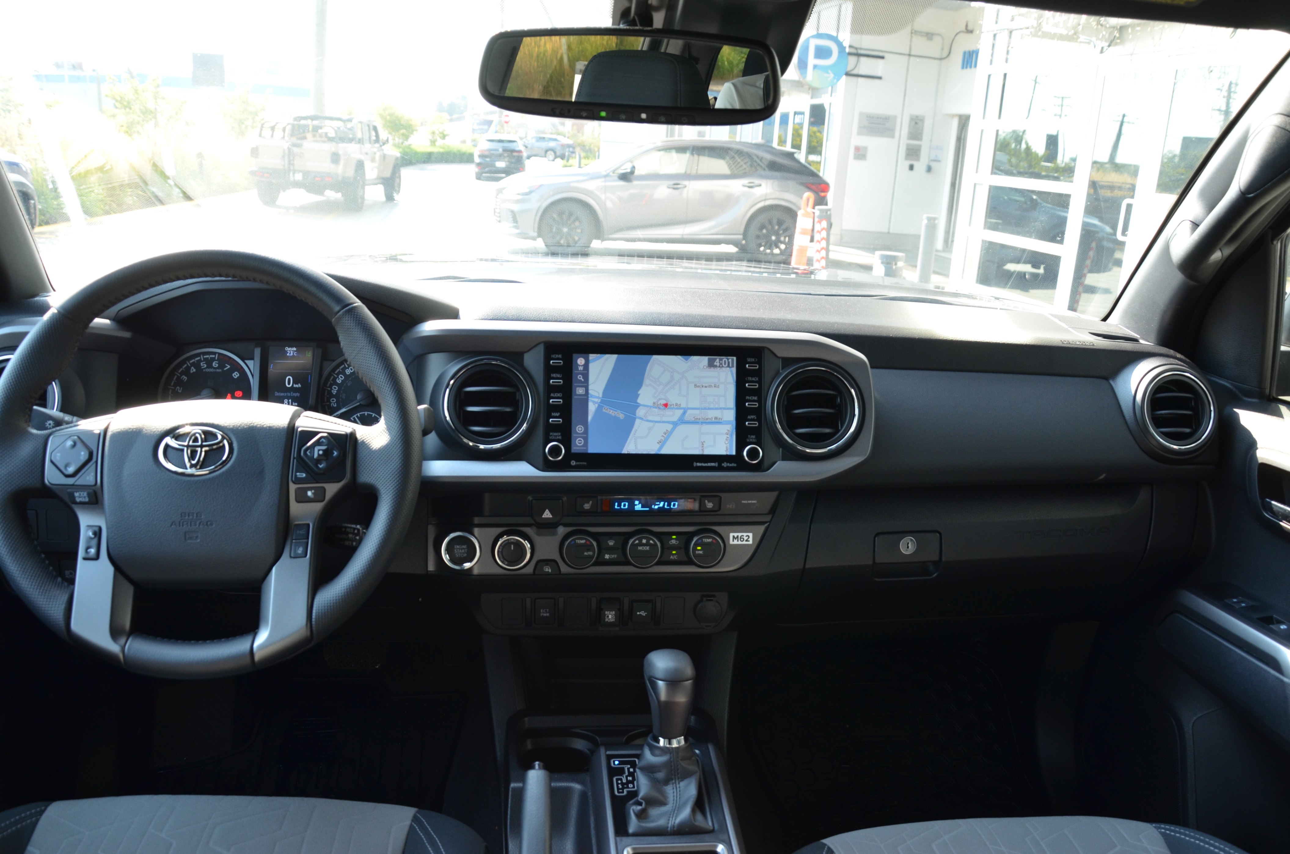 2023 Toyota Tacoma 4x4 Double Cab auto SB, Vancouver, Cash