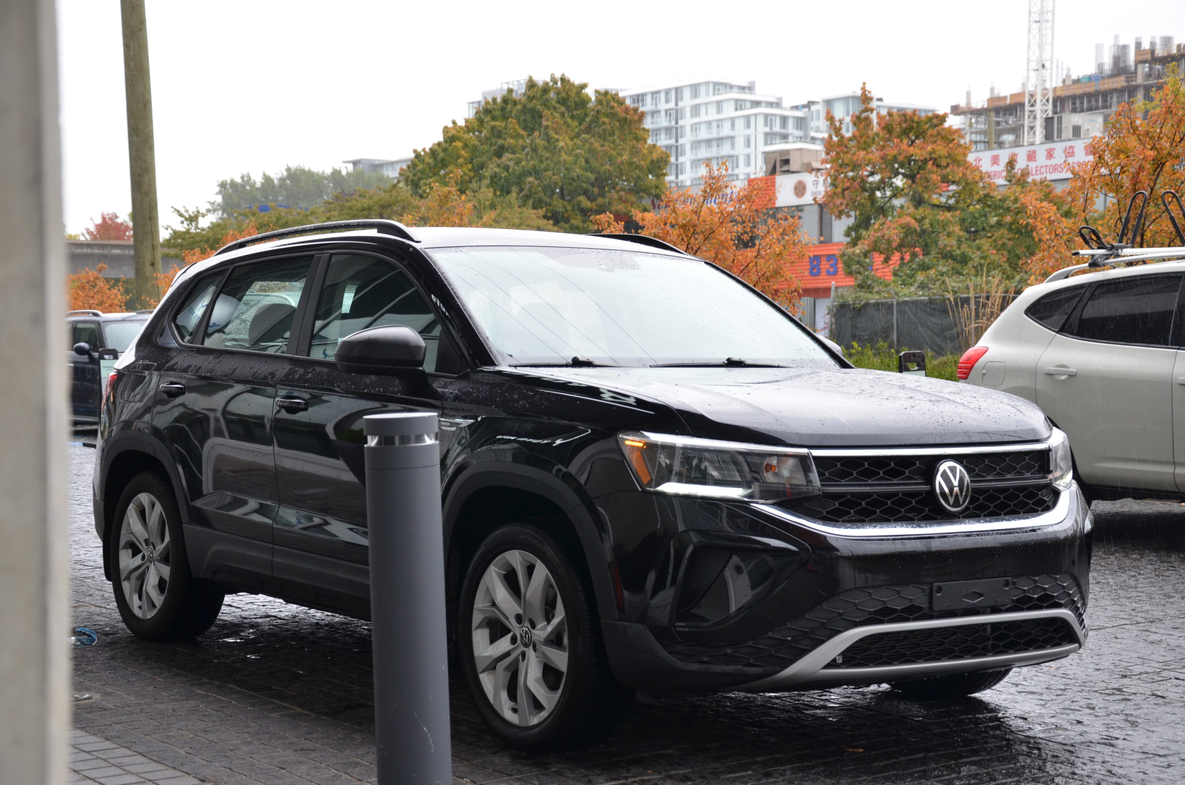 2023 Volkswagen Taos Trendline 4MOTION *Ltd Avail*, Vancouver, Cash
