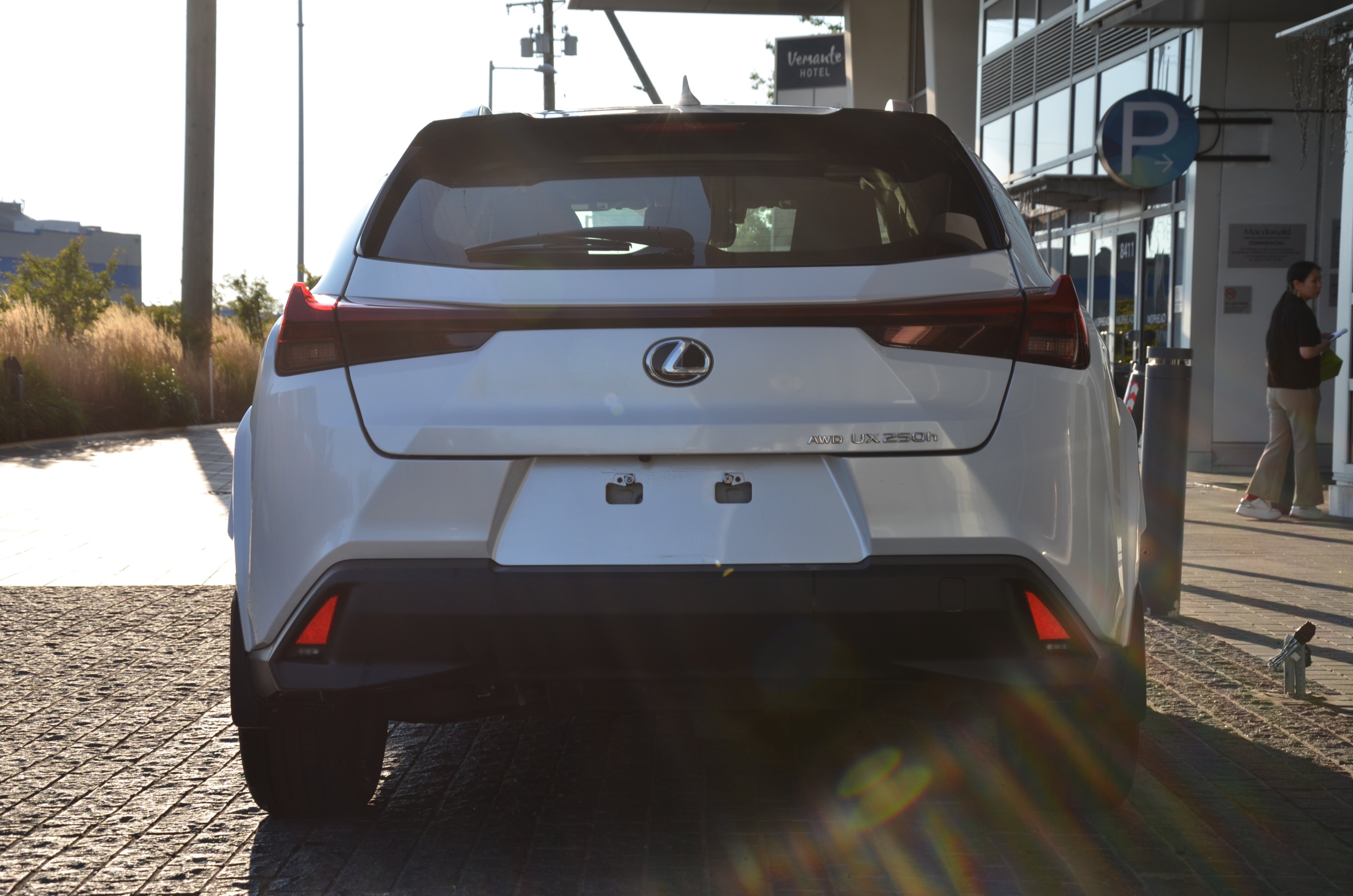 2024 Lexus UX UX 250h CVT, Vancouver, Cash