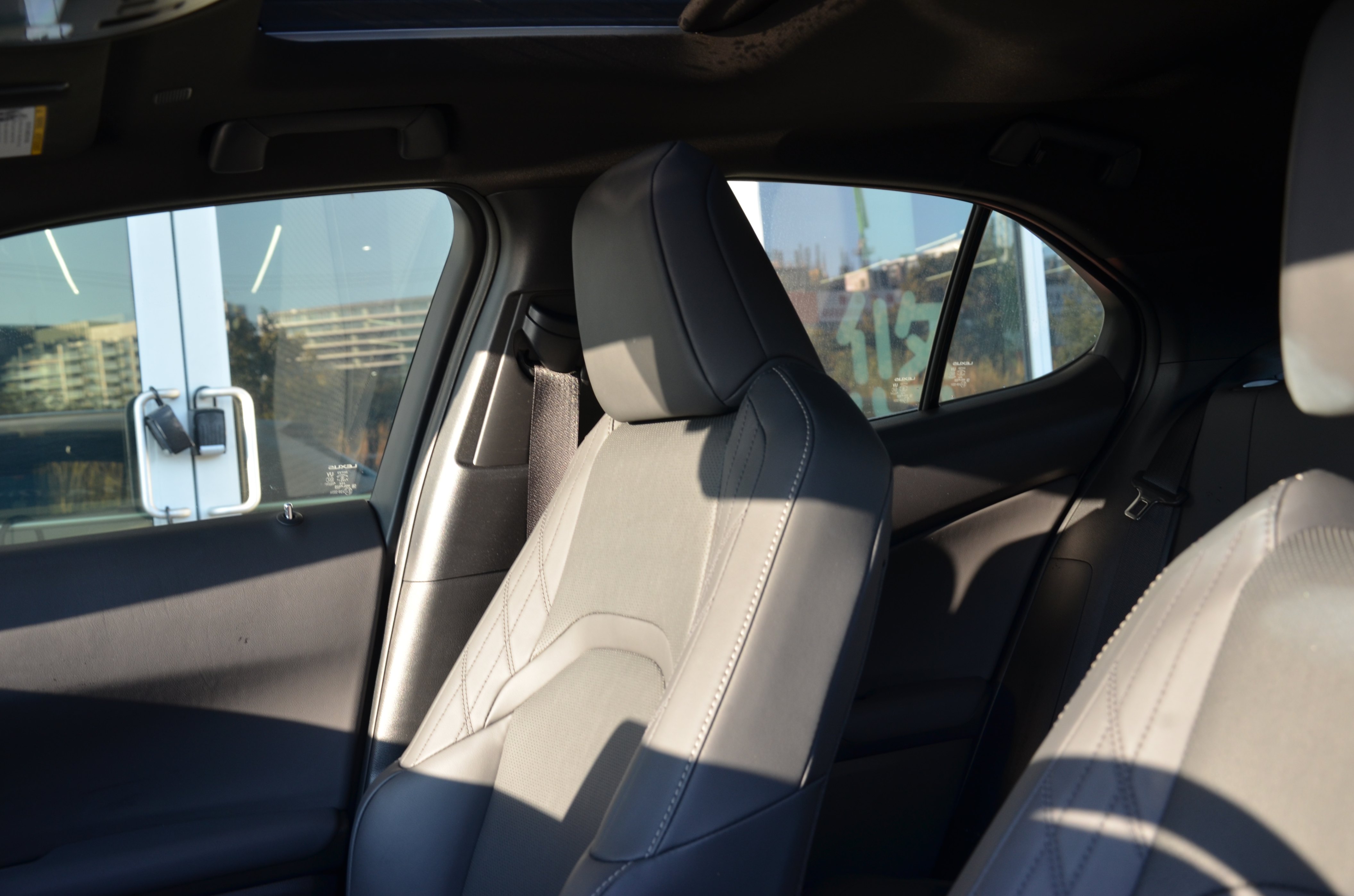 2024 Lexus UX UX 250h CVT, Vancouver, Cash