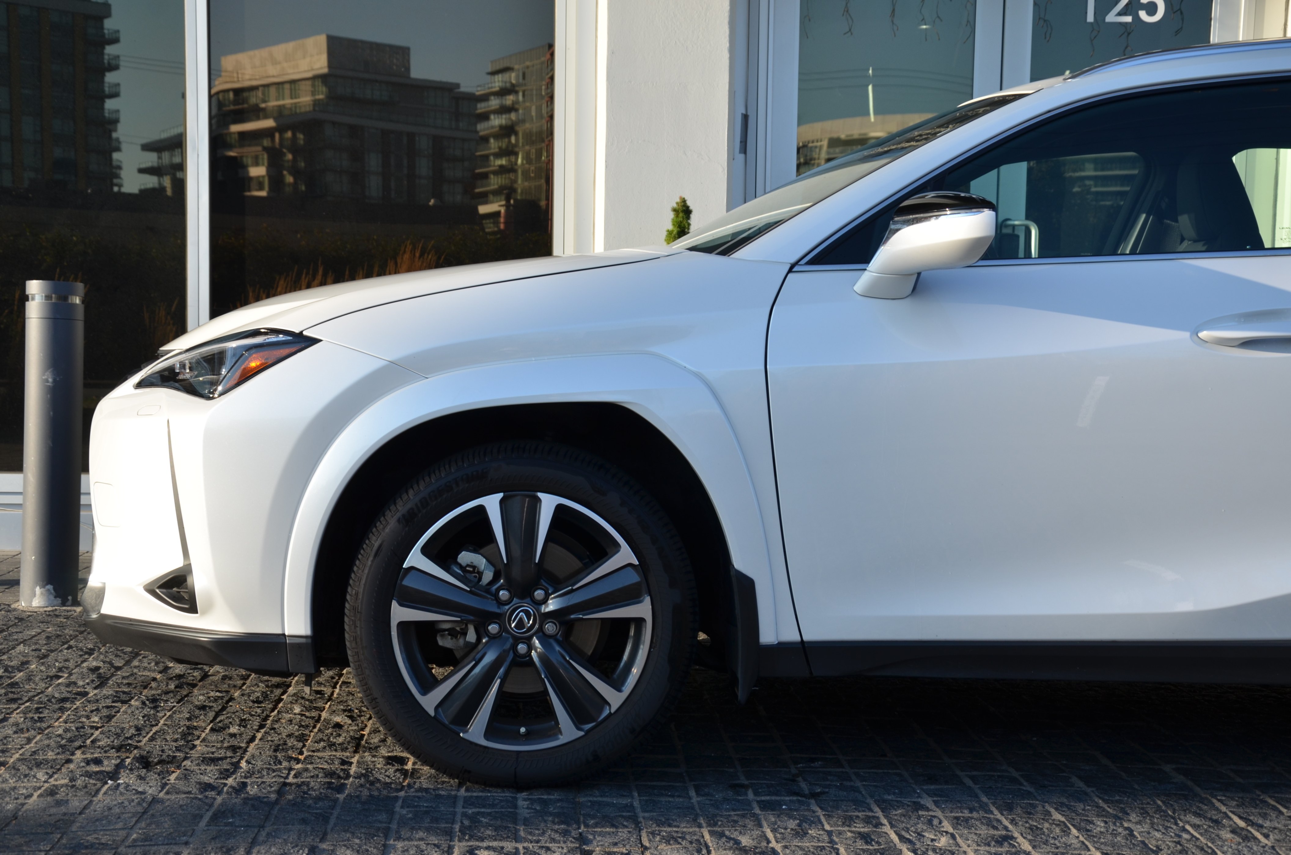 2024 Lexus UX UX 250h CVT, Vancouver, Cash