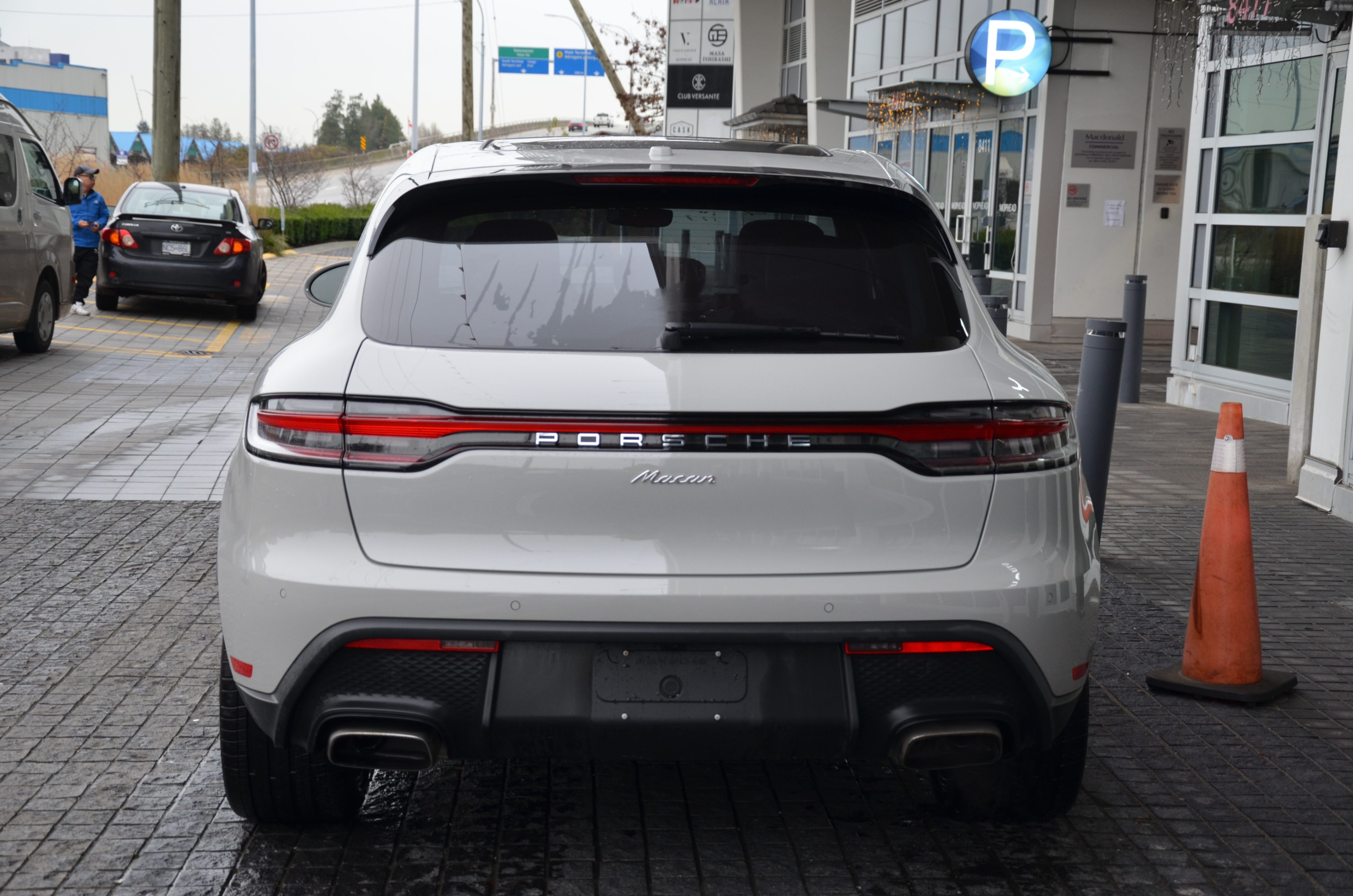 2024 Porsche Macan AWD, Vancouver, Cash