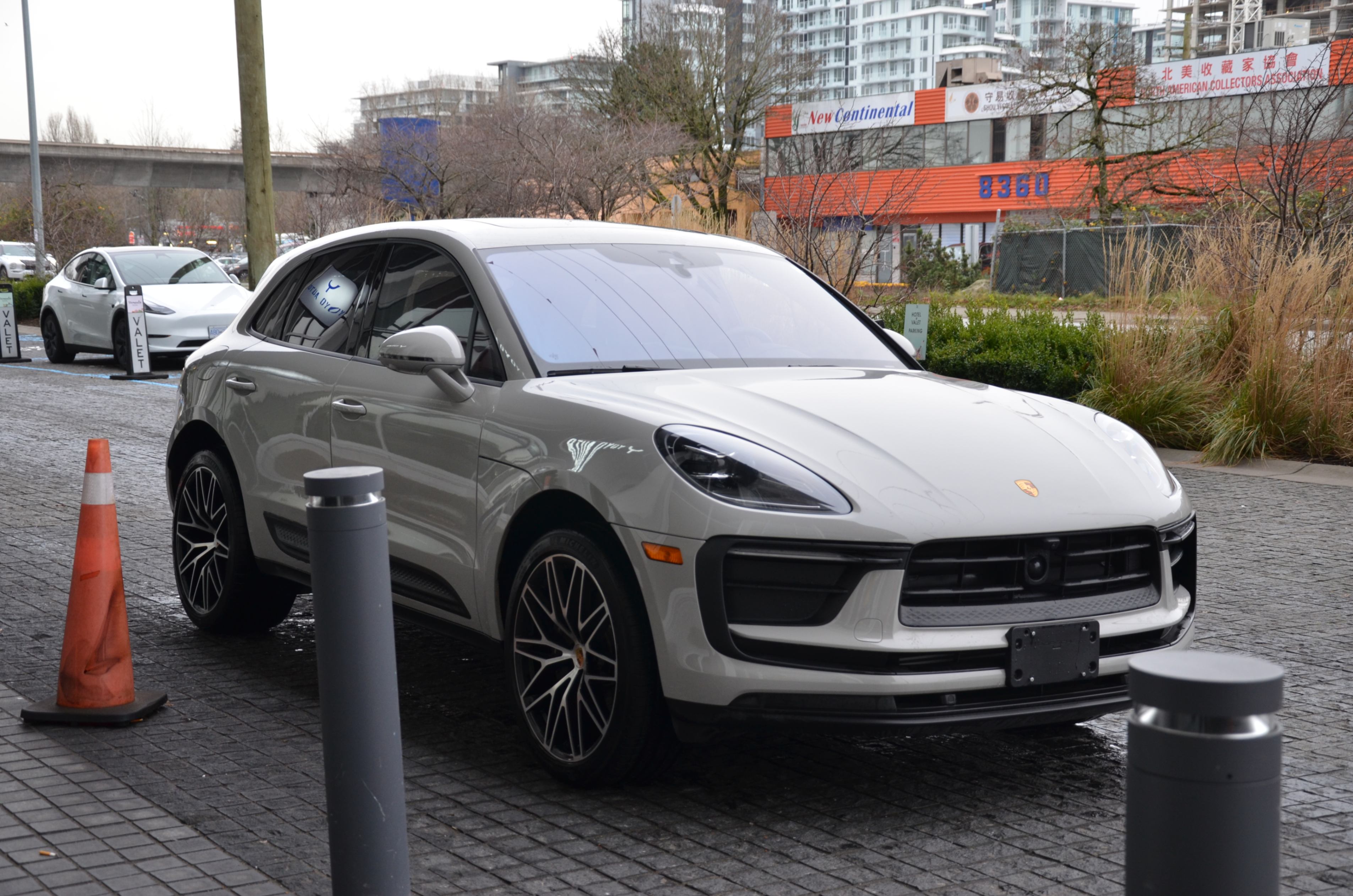 2024 Porsche Macan AWD, Vancouver, Cash