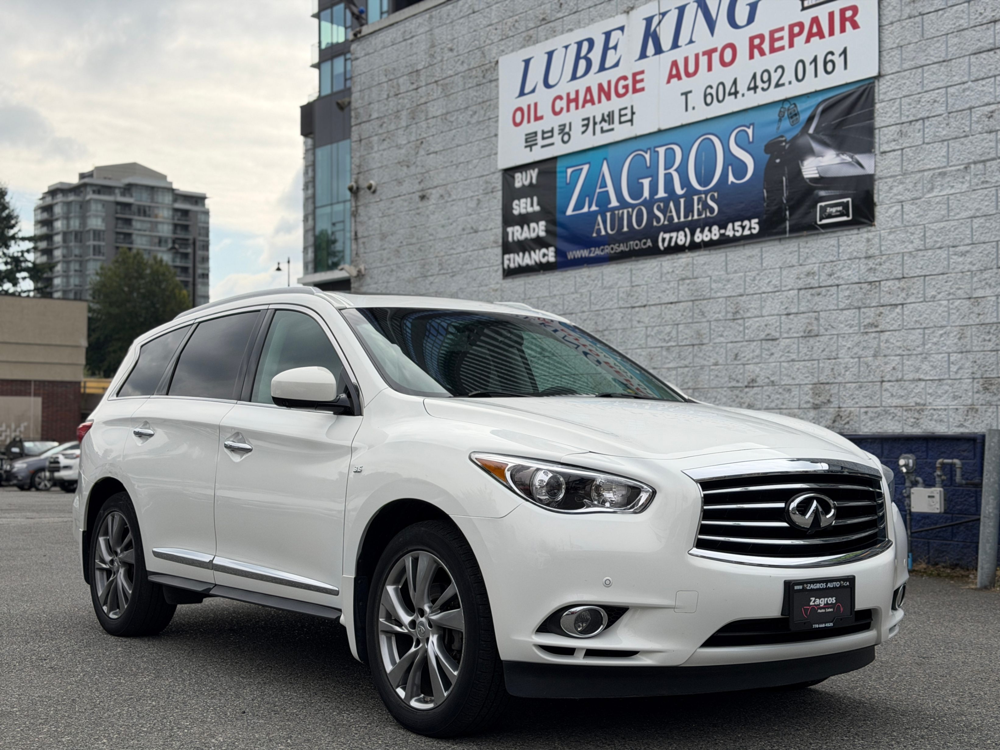 White 2014 INFINITI QX60 SUV / Crossover All-Wheel Drive Automatic
