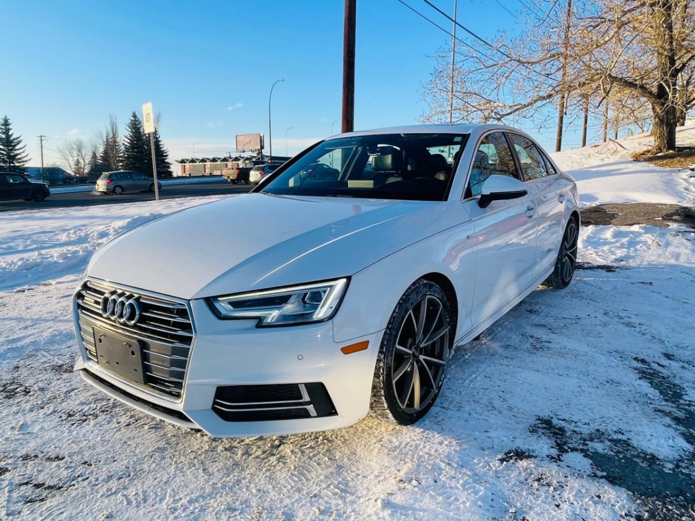 Audi A4 2.0T quattro Technik AWD 2017